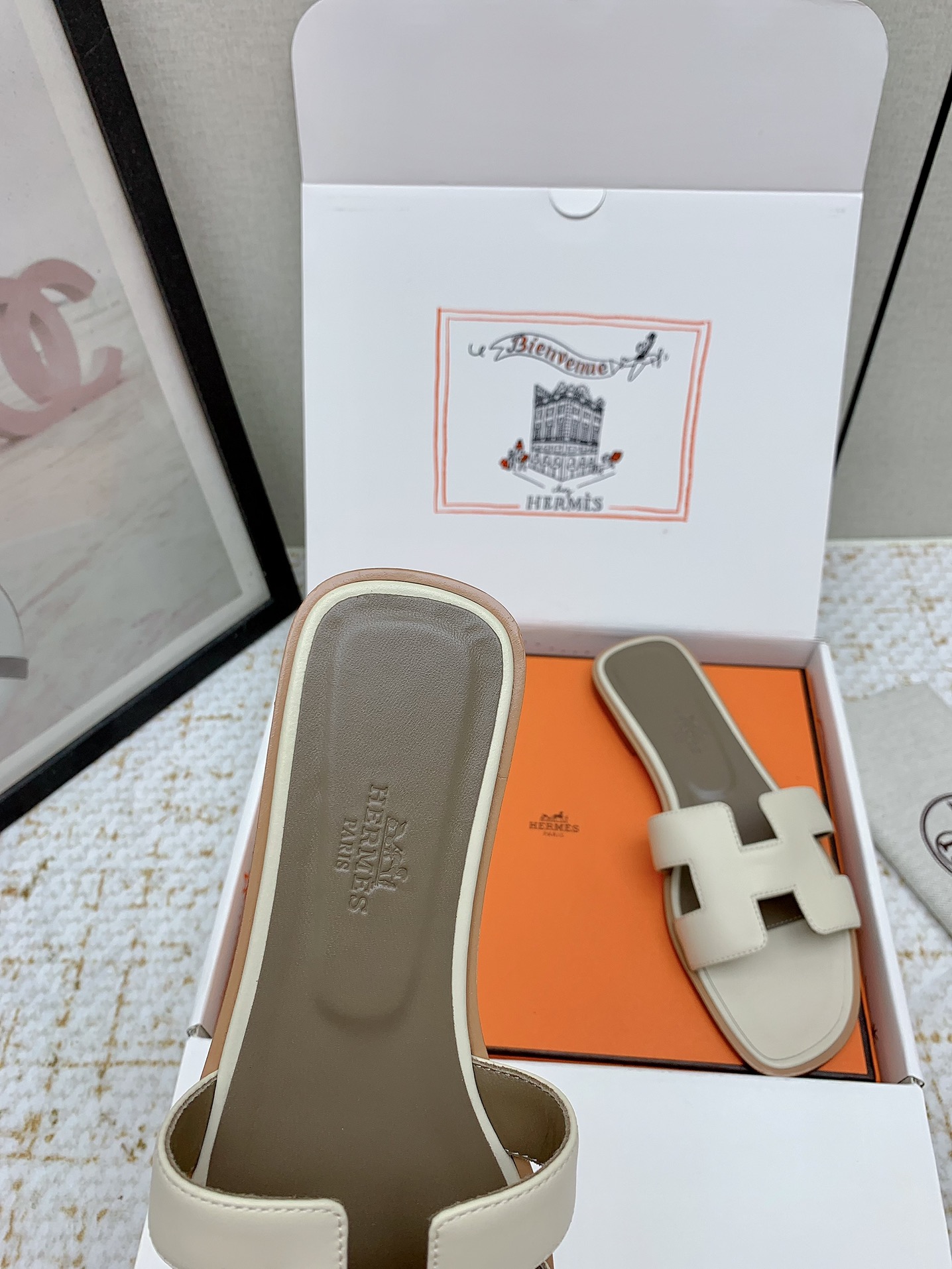 Hermès Oran Sandal - Iconic Style, Comfortable Leather Slide 7 i1750232652 4856 8