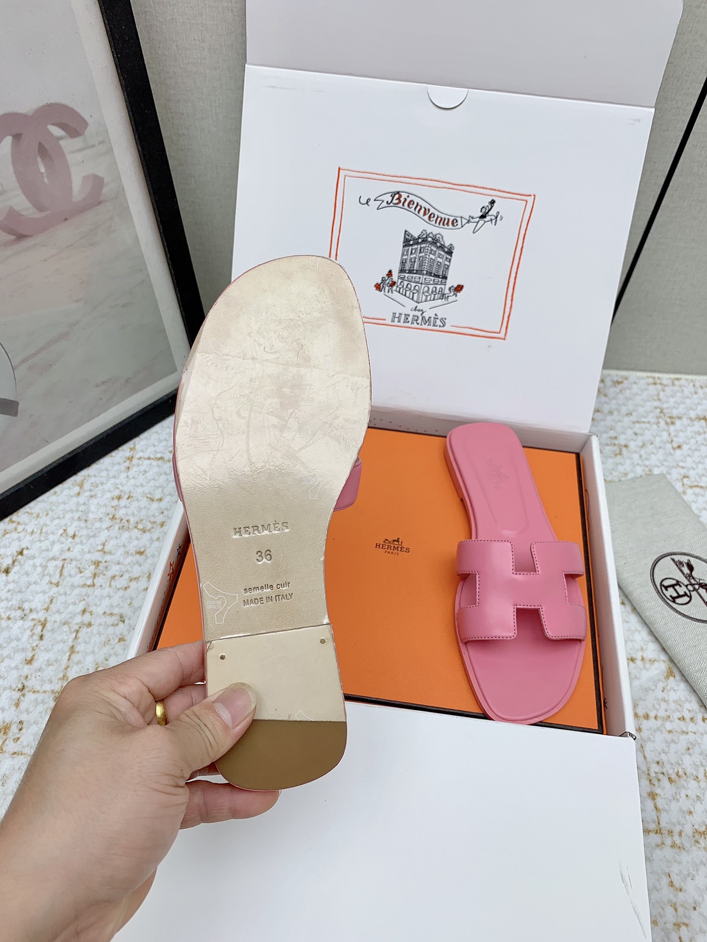 Hermès Oran Pink Leather Flat Sandals Slides, Iconic Style & Comfort 8 i1750232713 3288 7