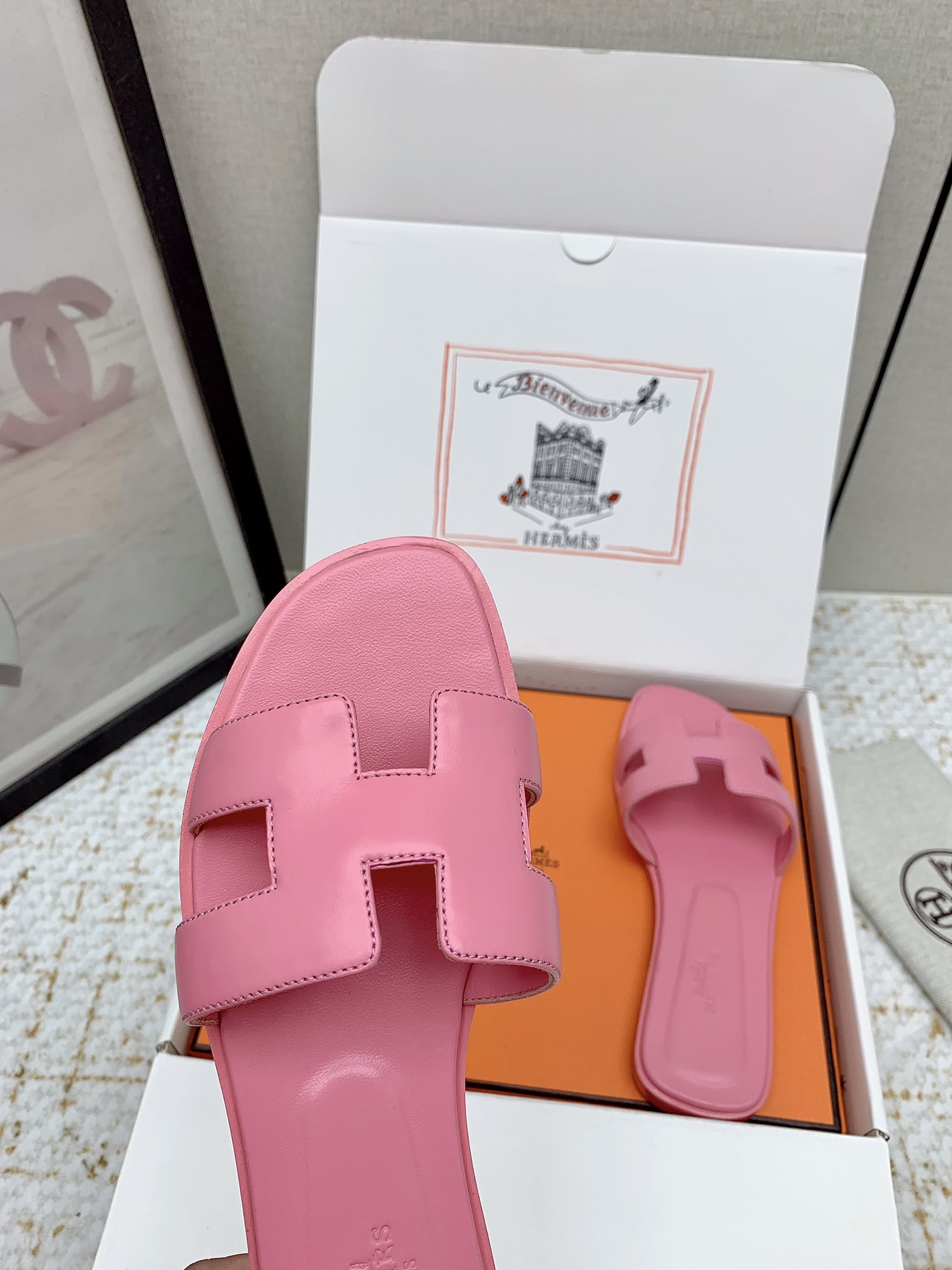 Hermès Oran Pink Leather Flat Sandals Slides, Iconic Style & Comfort 10 i1750232713 4013 5