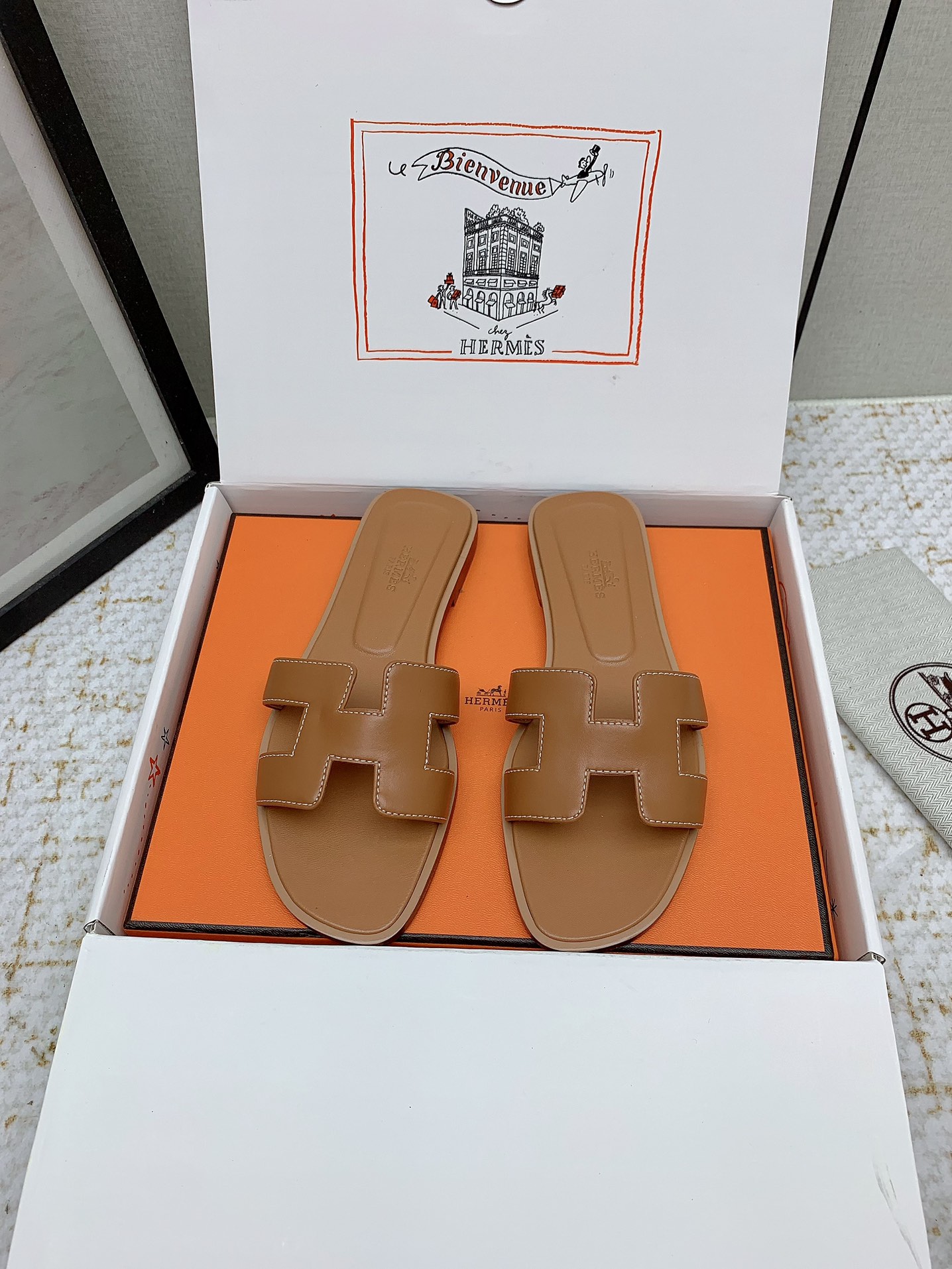 Hermès Oran Sandal: Iconic Leather Slides in Tan, Sizes 35-42 Available 3 i1750232774 7890 3