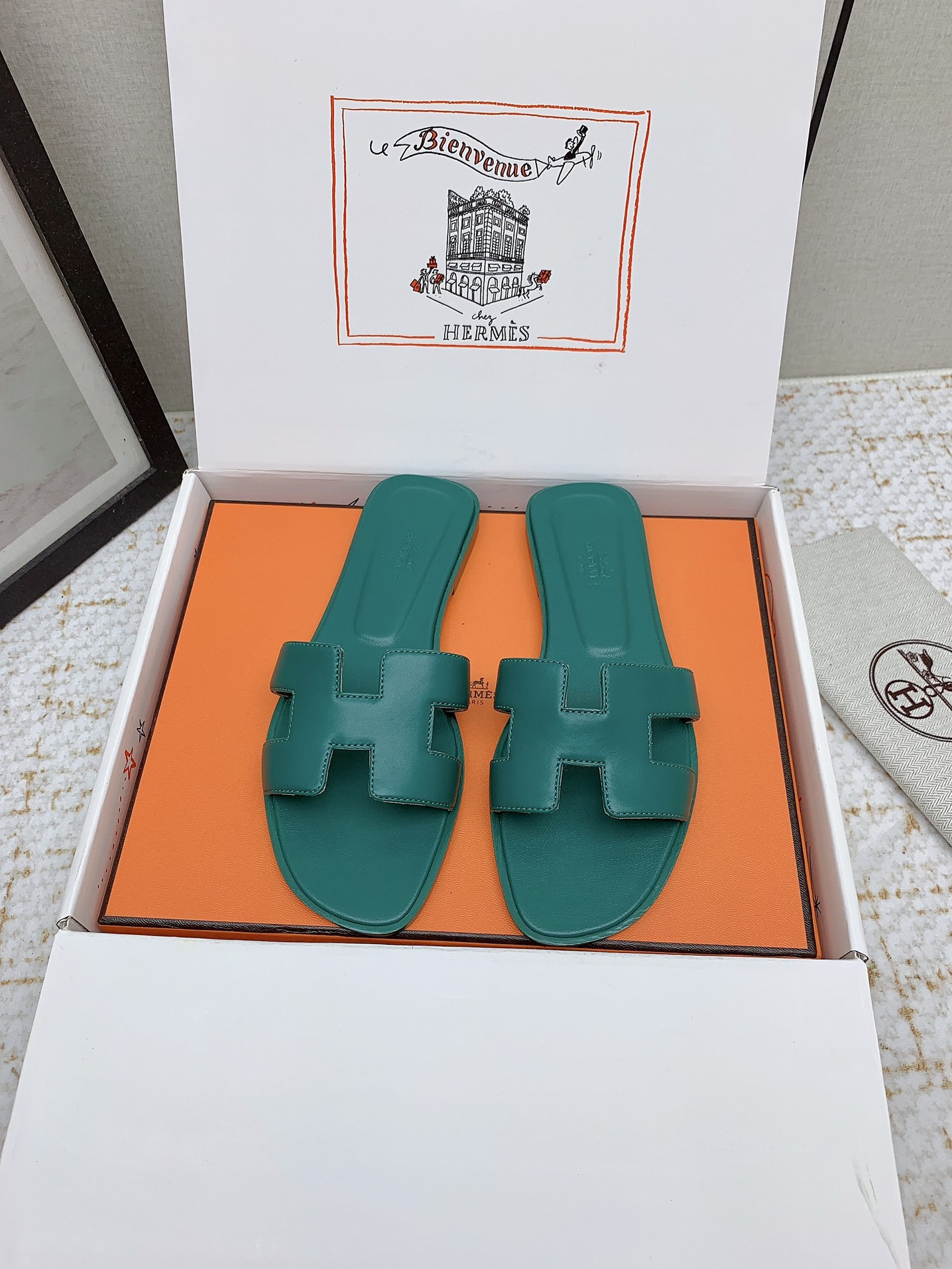 Hermès Oran Leather Heeled Sandals Slides - Style & Comfort Combined 3 i1750232880 3821 8