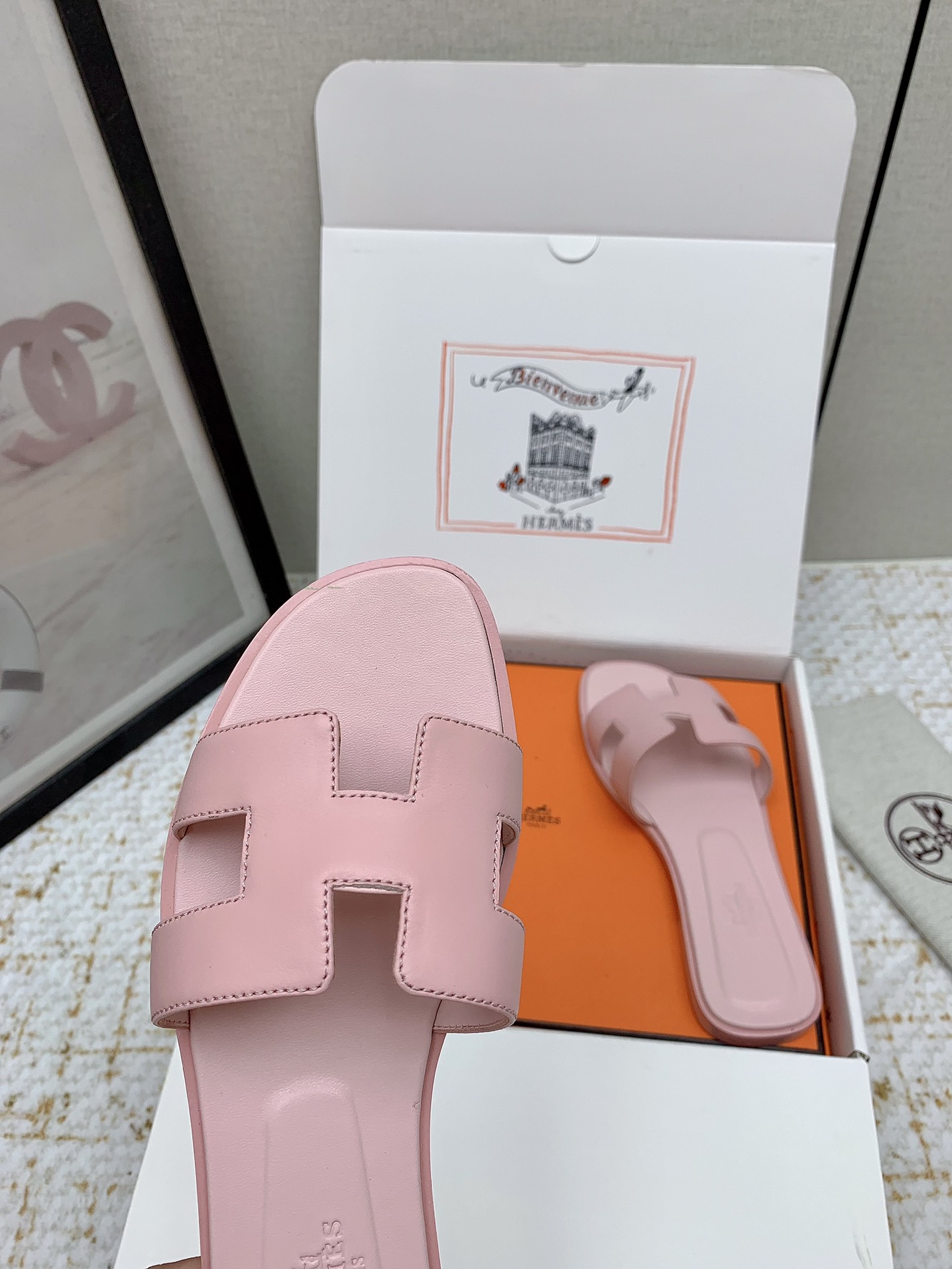Elegant Hermes Oran Pink Leather Sandals Slides - Size 35-42 Available 10 i1750232961 5790 3