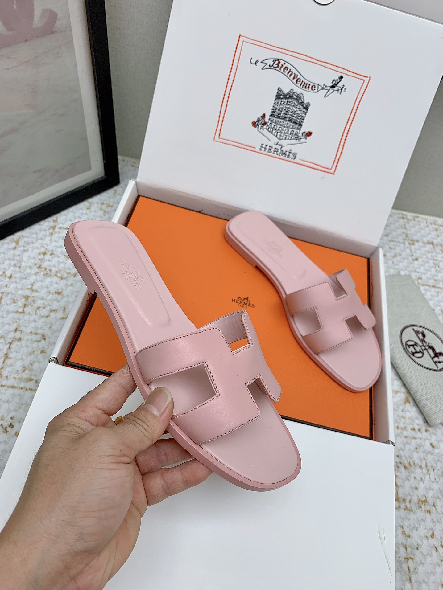 Elegant Hermes Oran Pink Leather Sandals Slides - Size 35-42 Available 6 i1750232962 1638 7