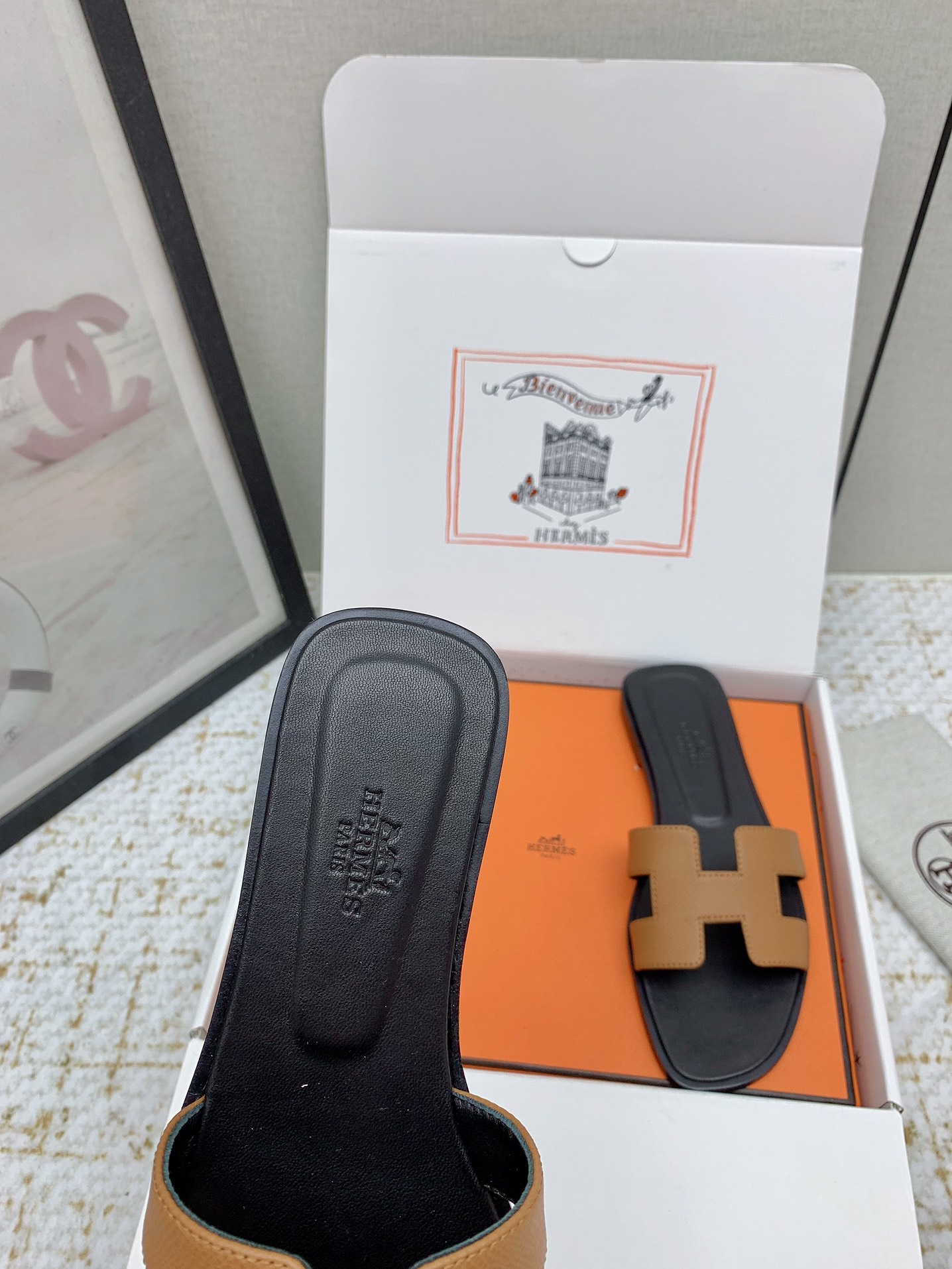 Hermès Oran Leather Sandals Slides - Iconic Style & Comfort for Women 6 i1750233136 4008 2