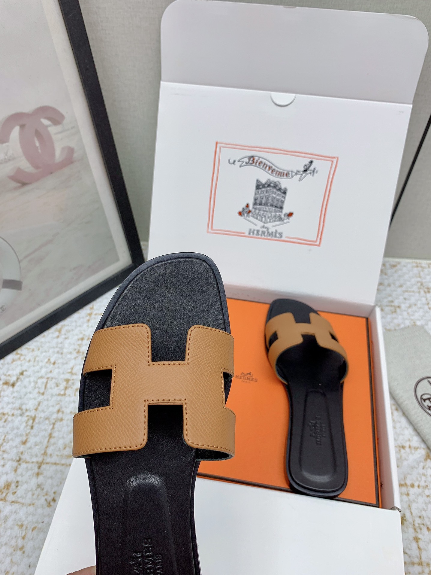 Hermès Oran Leather Sandals Slides - Iconic Style & Comfort for Women 9 i1750233136 9254 6