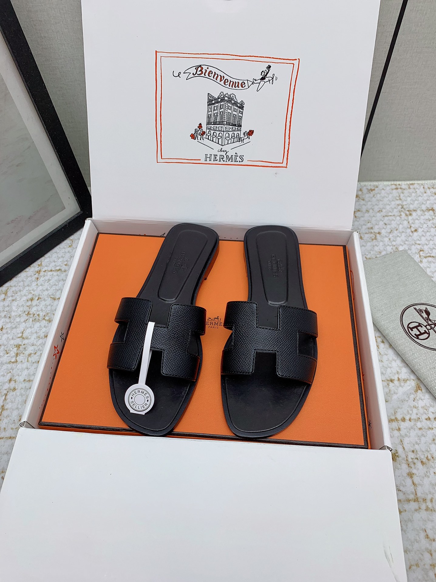 Hermès Oran Black Leather Sandals Iconic Slides - Sizes 35 to 42 Available 3 i1750233160 2552 0