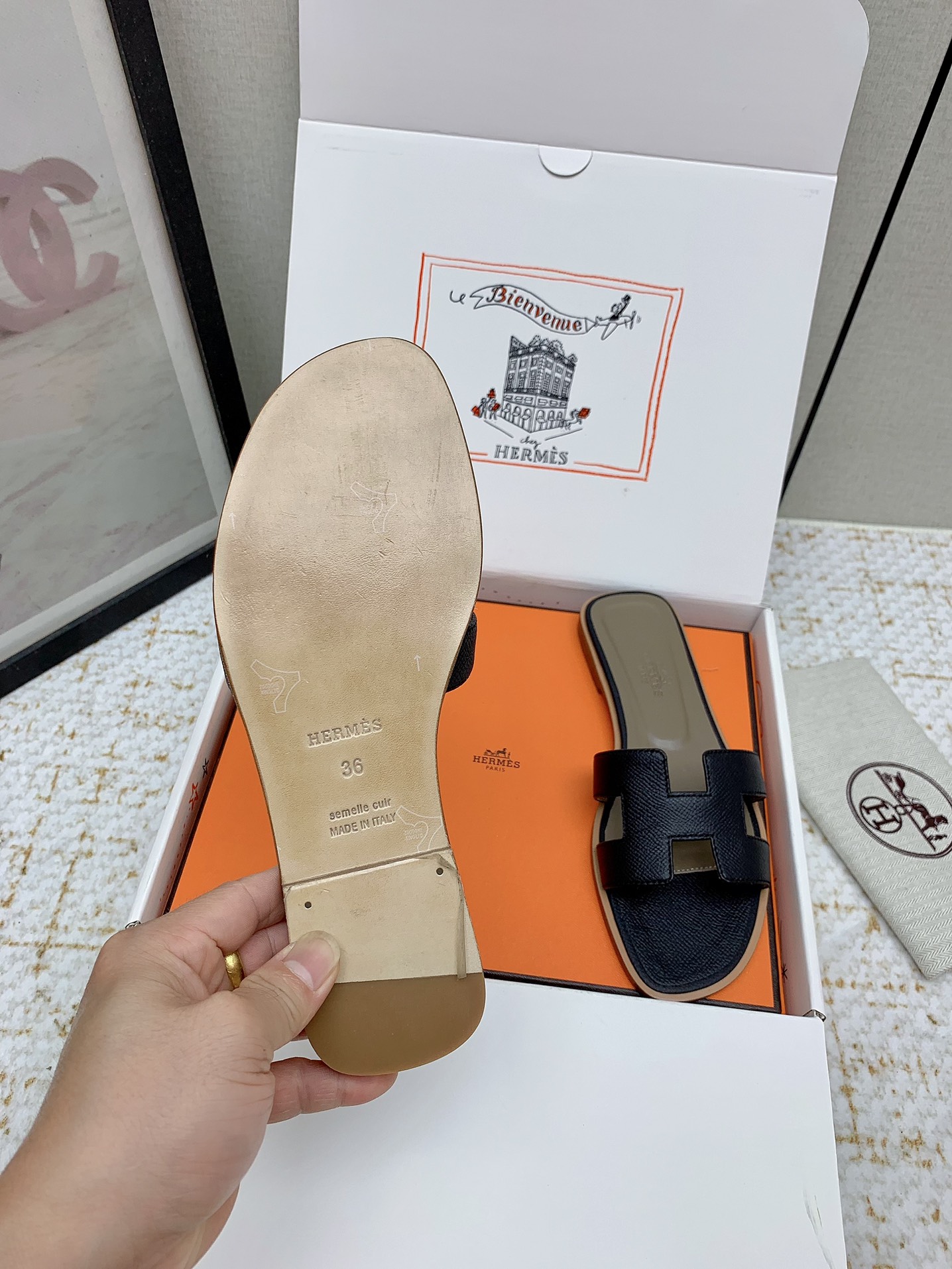 Elegant H-Cut Leather Slide Sandals - Stylish Summer Beach Slip-Ons 7 i1750233313 8363 4