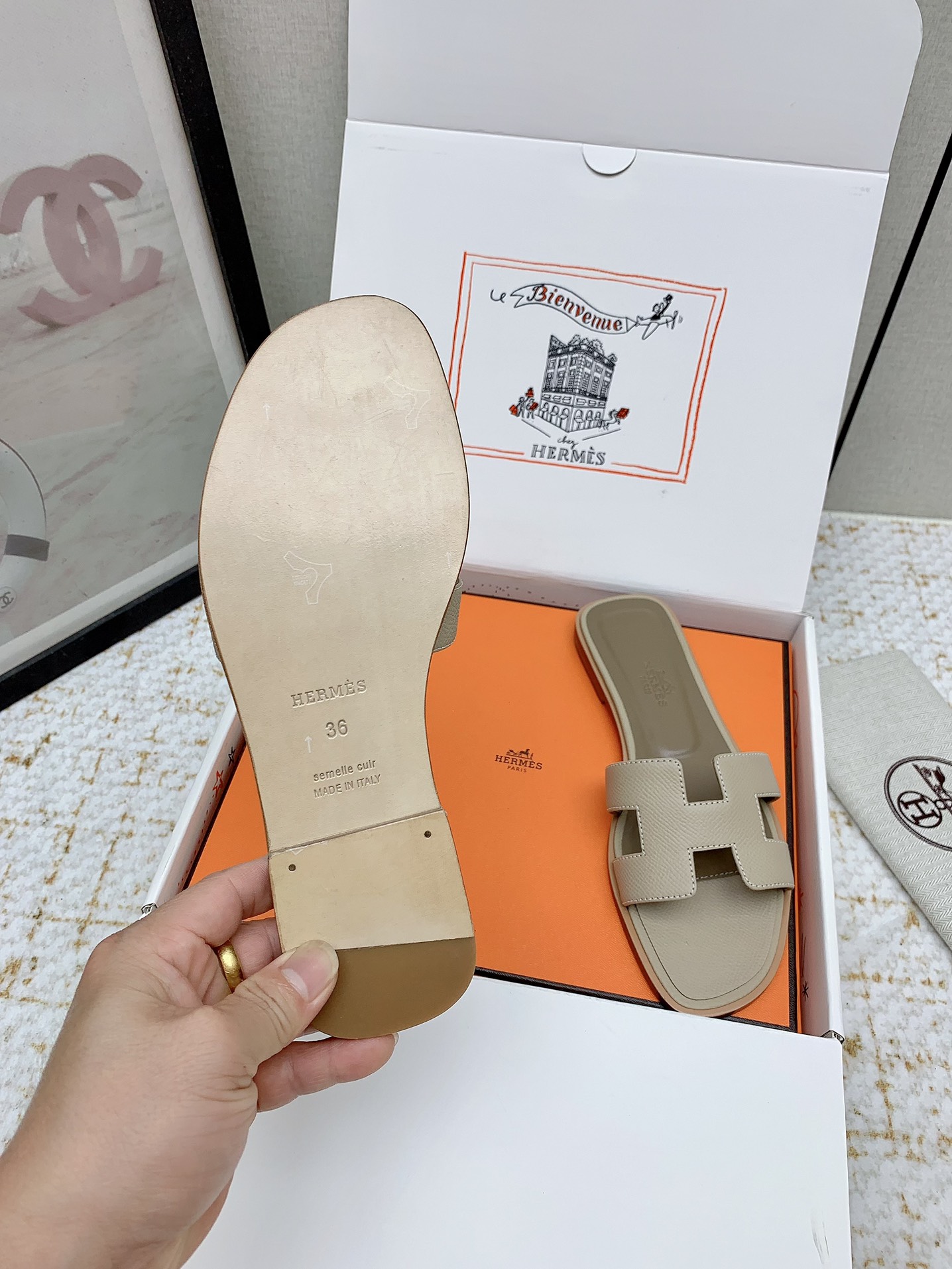 Hermès Oran Leather Sandals - Iconic Style & Comfort, Available in Multiple Sizes 8 i1750233373 8402 3