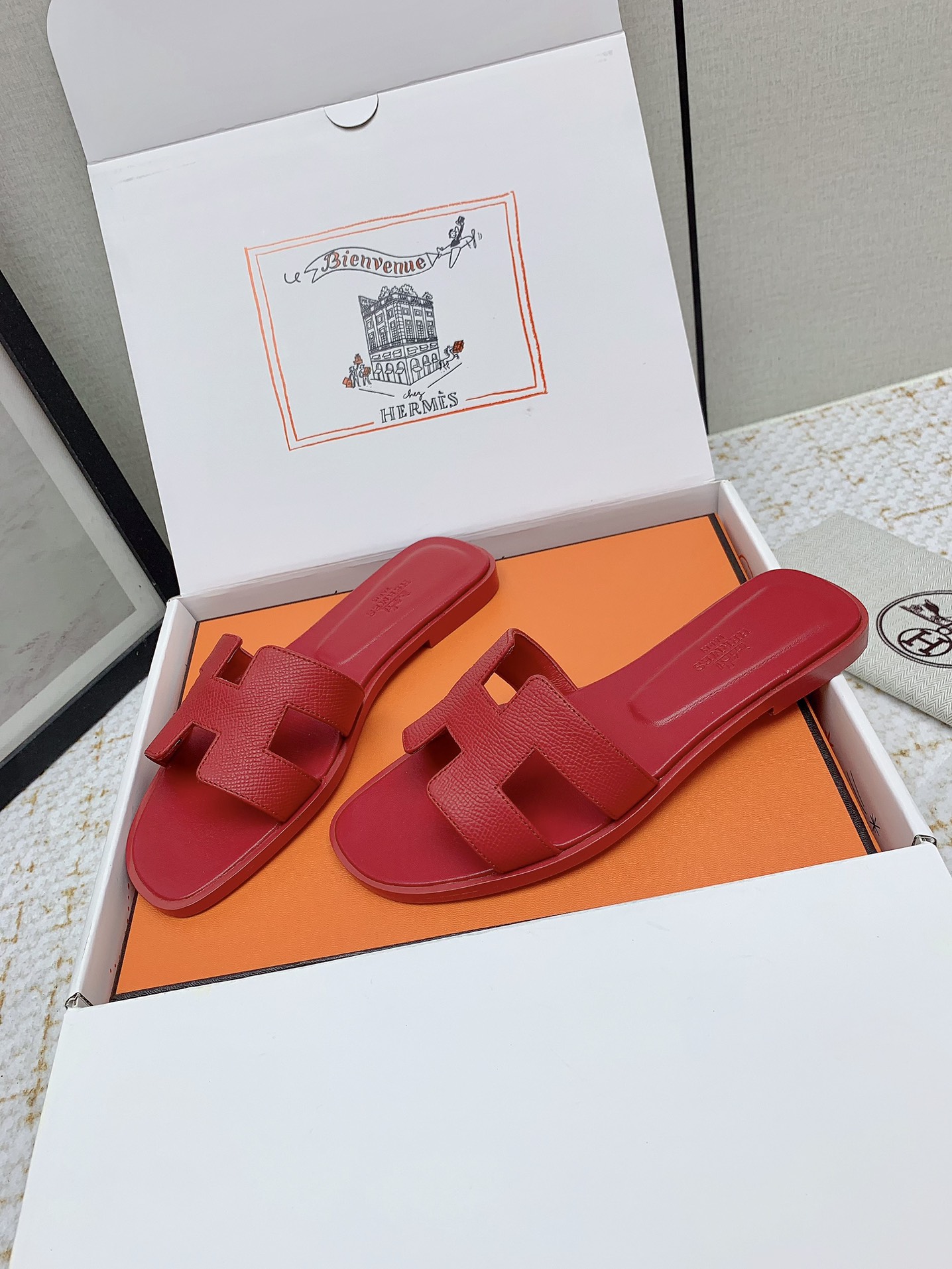 Hermes Oran Red Leather Women's Sandals Slides Designer Summer Shoes 4 i1750233398 6983 7