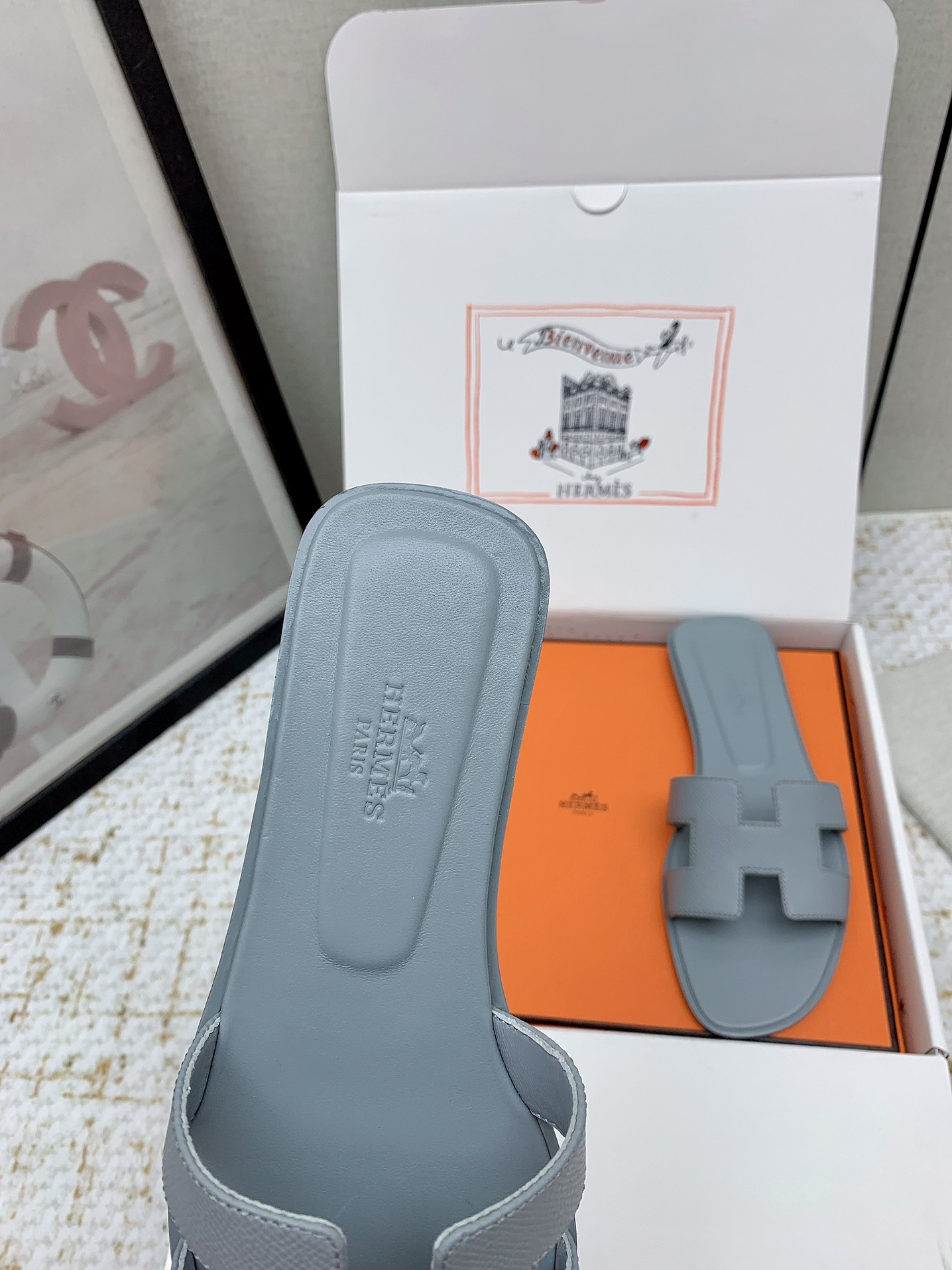 Hermès Oran Sandal - Chic Leather Slides for Women - Sizes 35 to 42 7 i1750233462 308 0