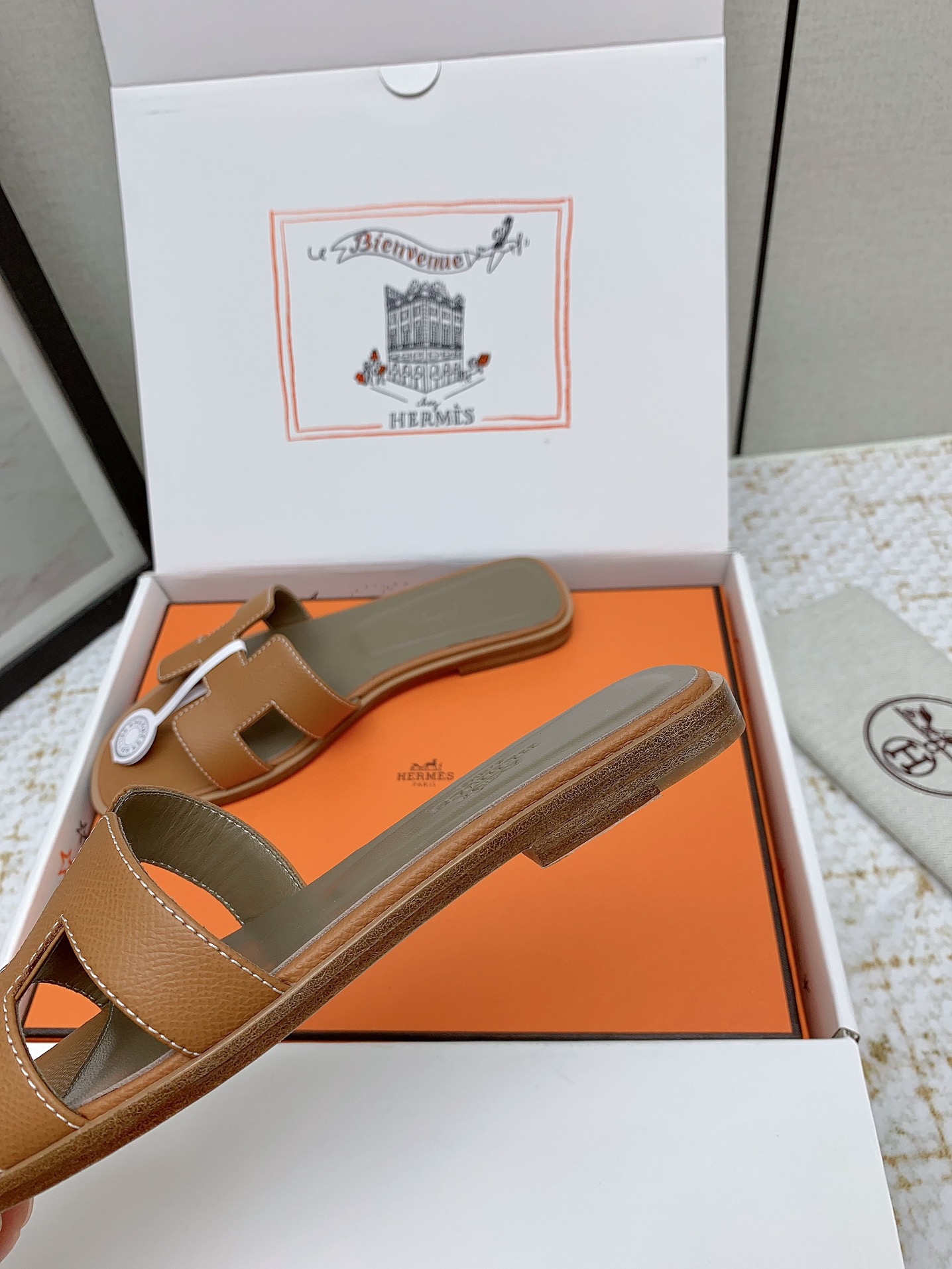 Hermès Oran Leather Sandals Slides - Iconic Style & Comfort, Sizes 35-42 7 i1750233561 1607 0