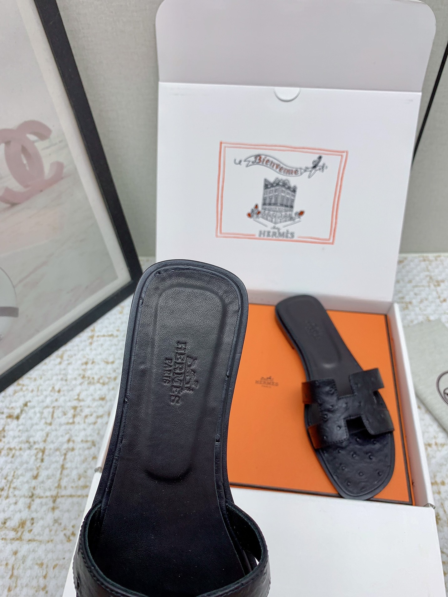 Hermès Oran Black Leather Sandals Slides - Iconic Style & Comfort 7 i1750233794 6388 4