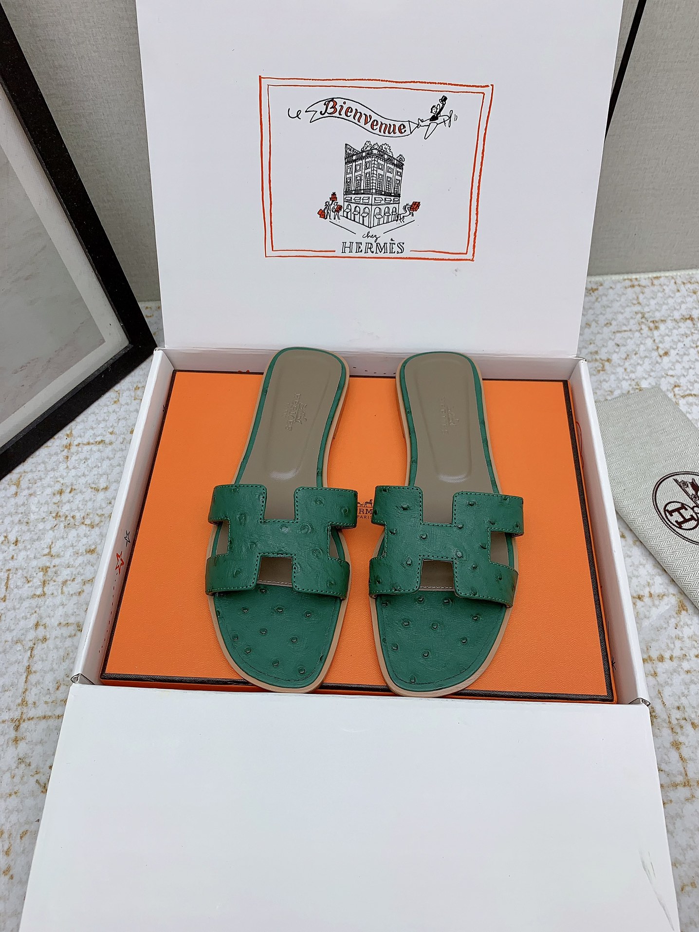 Hermes Oran Green Ostrich Leather Flat Sandals Slides Shoes 2 i1750233930 4136 2