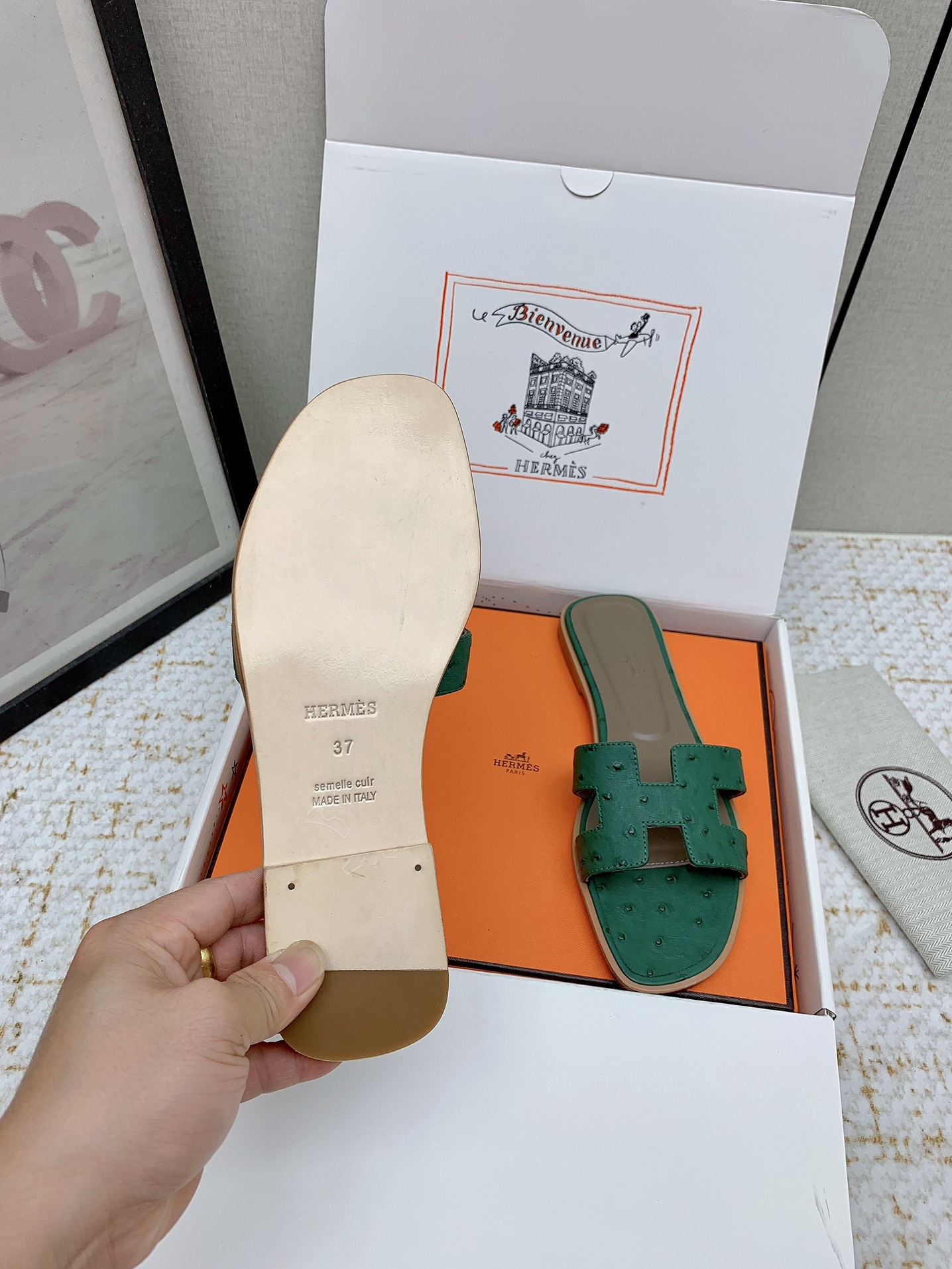 Hermes Oran Green Ostrich Leather Flat Sandals Slides Shoes 7 i1750233931 7803 7