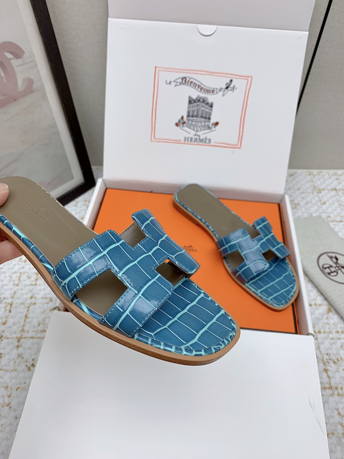 Hermès Oran Blue Crocodile Embossed Leather Women's Sandals Slides Shoes 9 i1750234237 1602 8