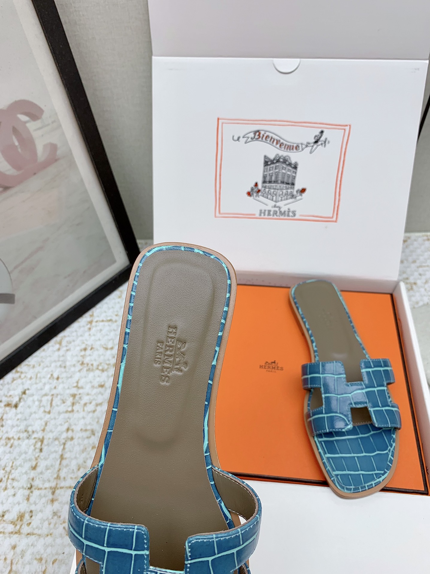 Hermès Oran Blue Crocodile Embossed Leather Women's Sandals Slides Shoes 7 i1750234237 7044 4