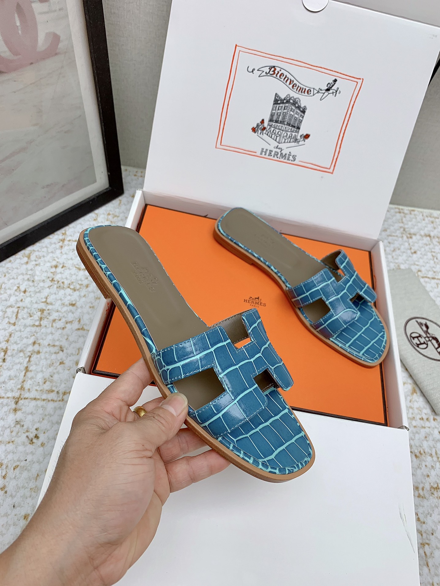Hermès Oran Blue Crocodile Embossed Leather Women's Sandals Slides Shoes 6 i1750234237 7902 7