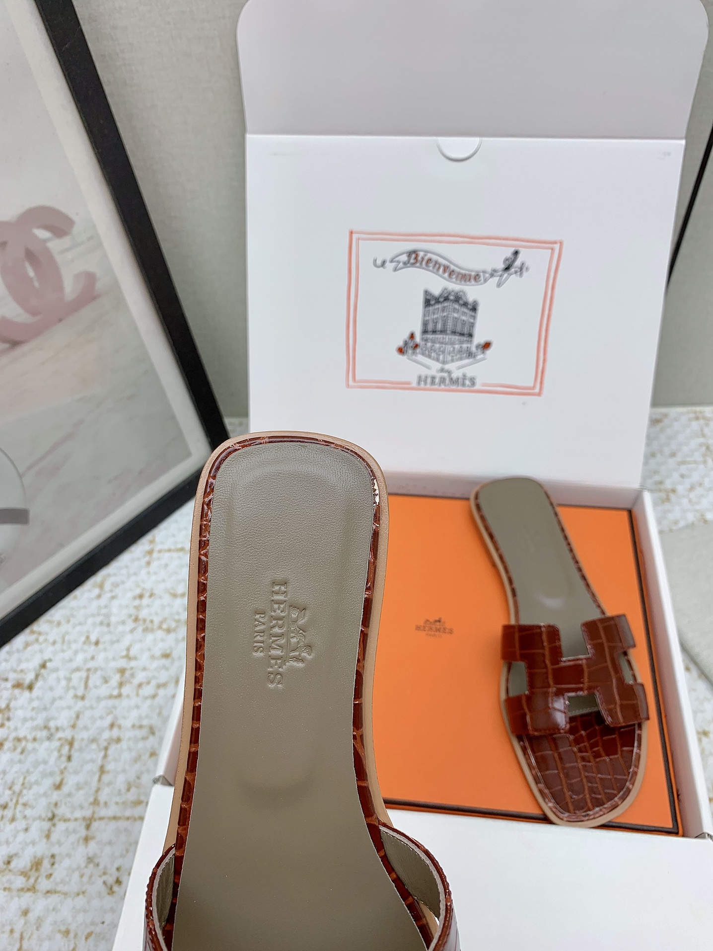 Hermès Oran Brown Crocodile Embossed Leather Women's Sandals Slides Shoes 6 i1750234307 1242 0