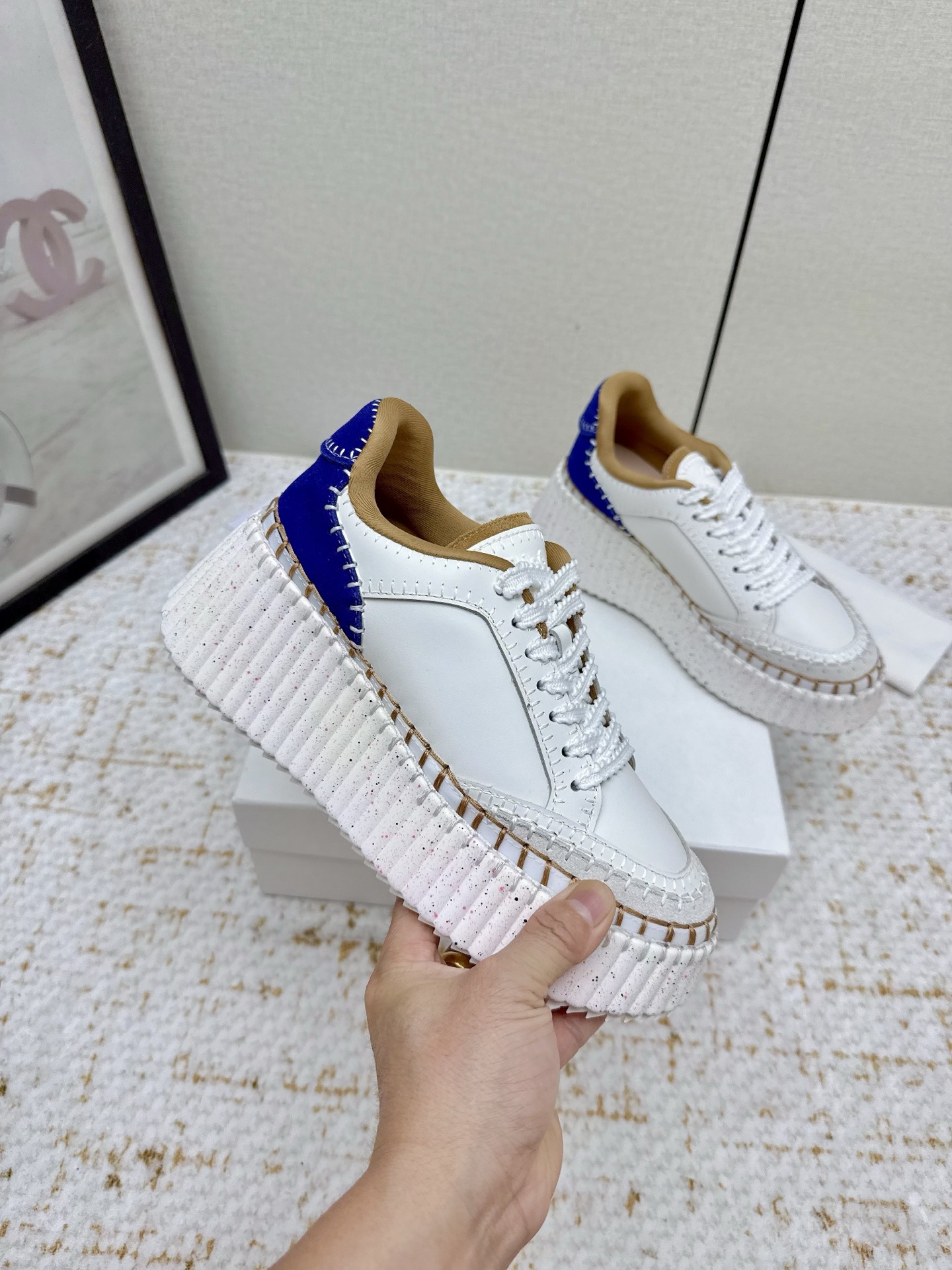 Chloe Counter: High Fashion Shoes in Five Colors for 2025 - 图片 6