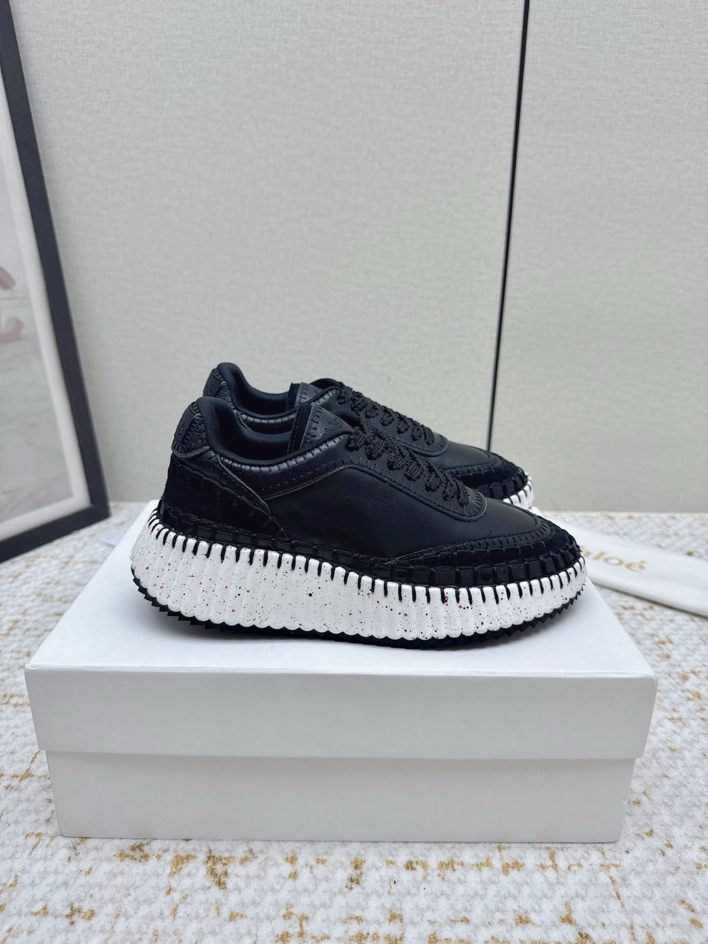 High-Fashion Chloe Shoes: 5 Colors, Premium Materials, Lightweight Soles (950) - 图片 5