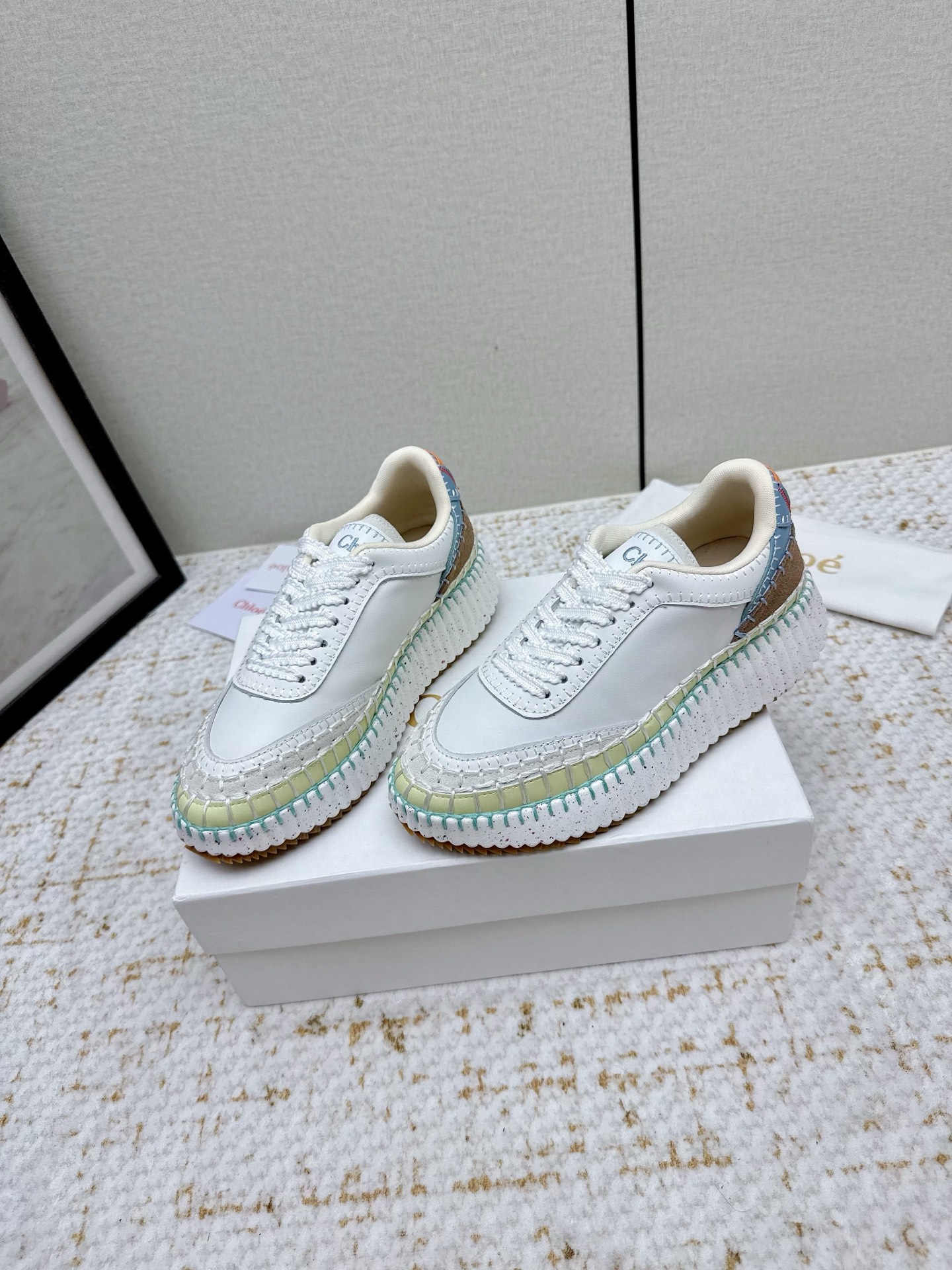 Chloe Counter 2025 High Fashion Shoes in Five Colors - 图片 3