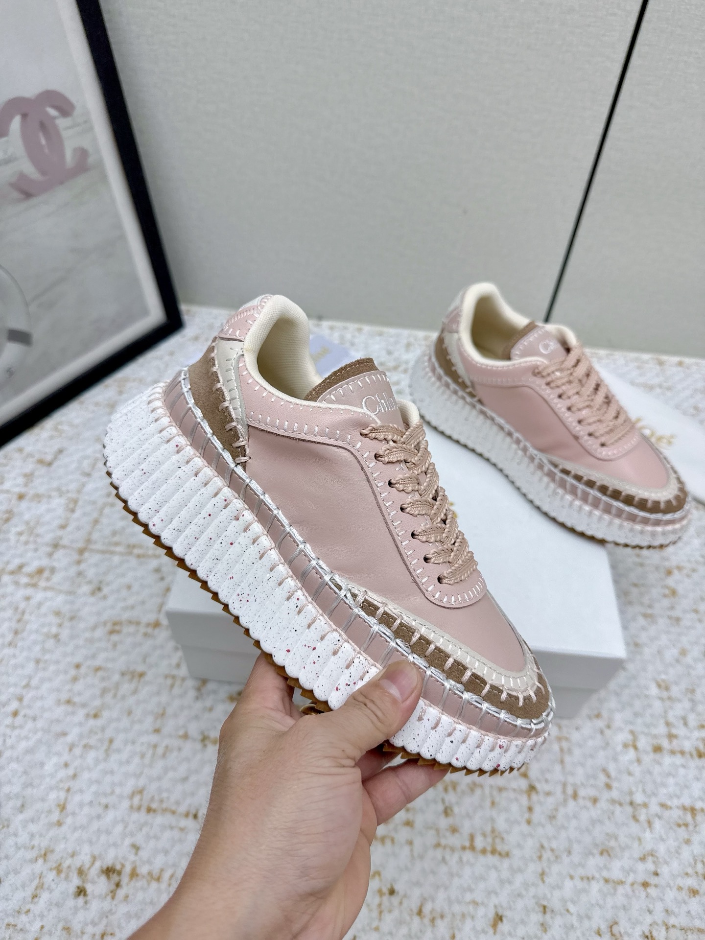 Chloe 2025s High-Fashion Shoes in Five Colors - 图片 6