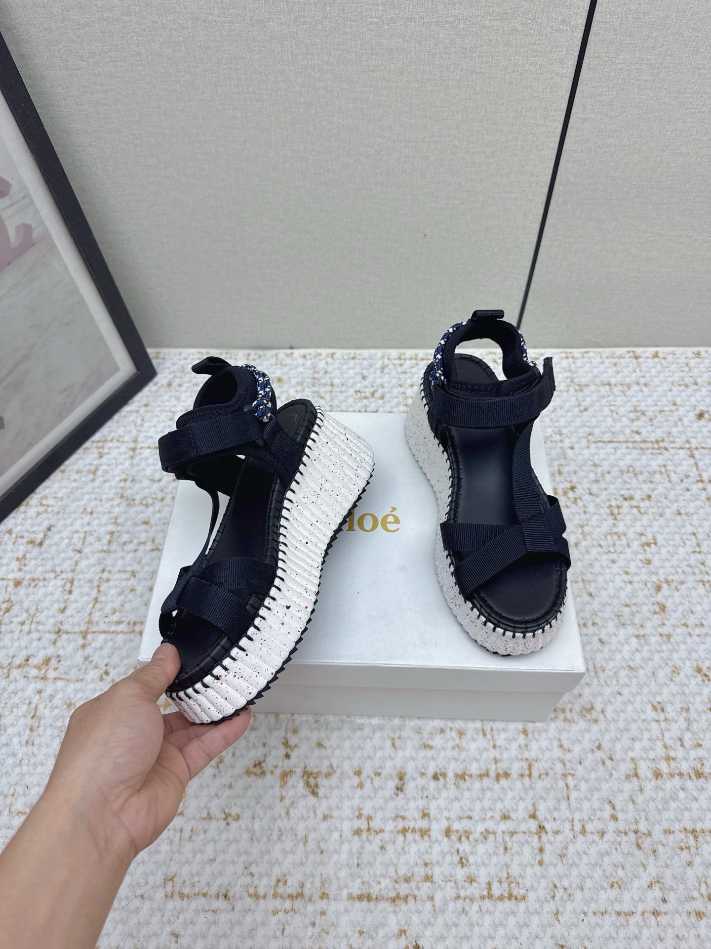 Chol’s 2024s: Stylish High-Production Goddess Sandals with Imported Materials - 图片 4