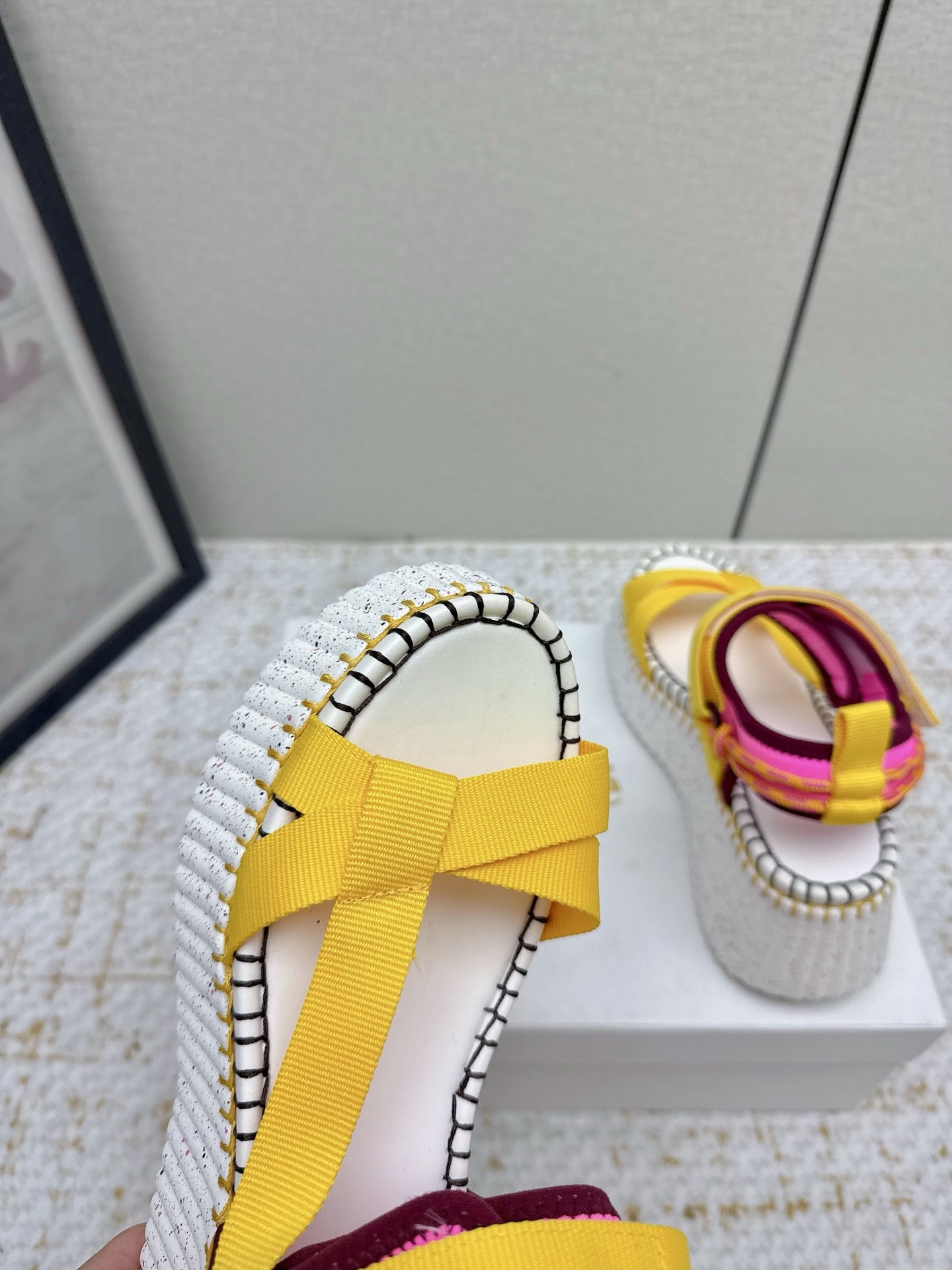 Chol’s 2024s: Stylish High Production Sandals with Imported Velvet and Super-Light Rubber Sole - 图片 9