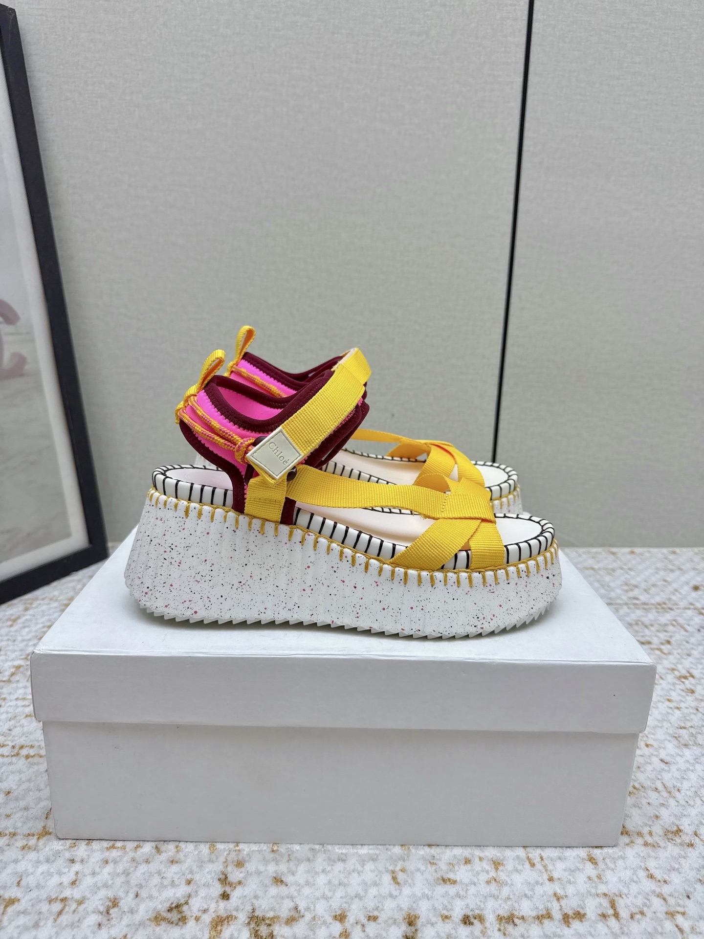 Chol’s 2024s: Stylish High Production Sandals with Imported Velvet and Super-Light Rubber Sole - 图片 6