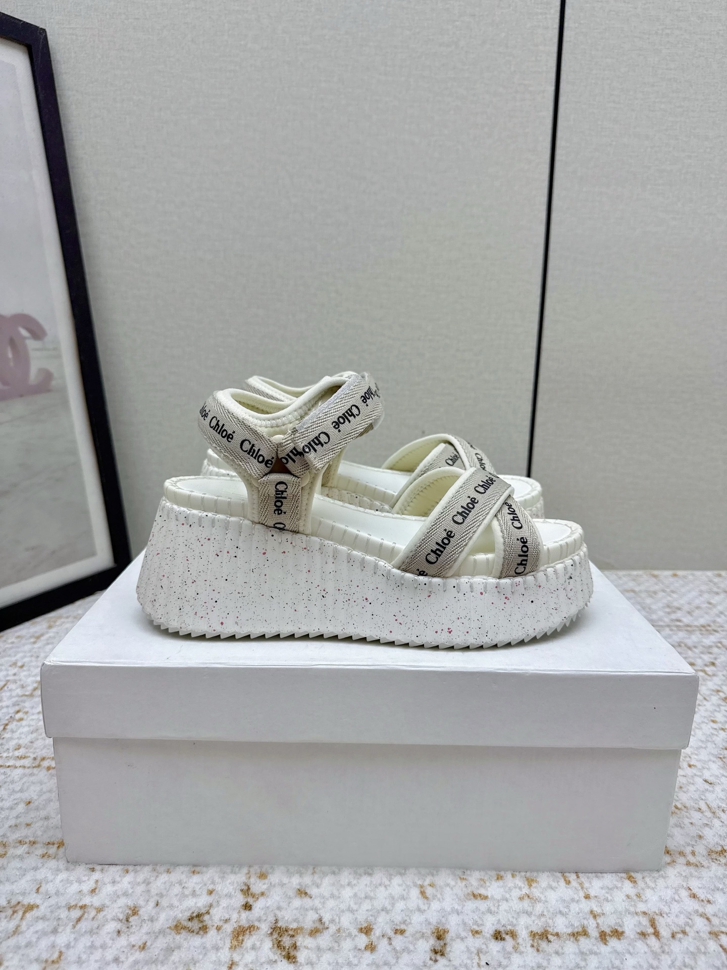 New Chol’s 2024s Sandals: Stylish, Comfortable, and Lightweight with 8CM Bubble Bottom. - 图片 6