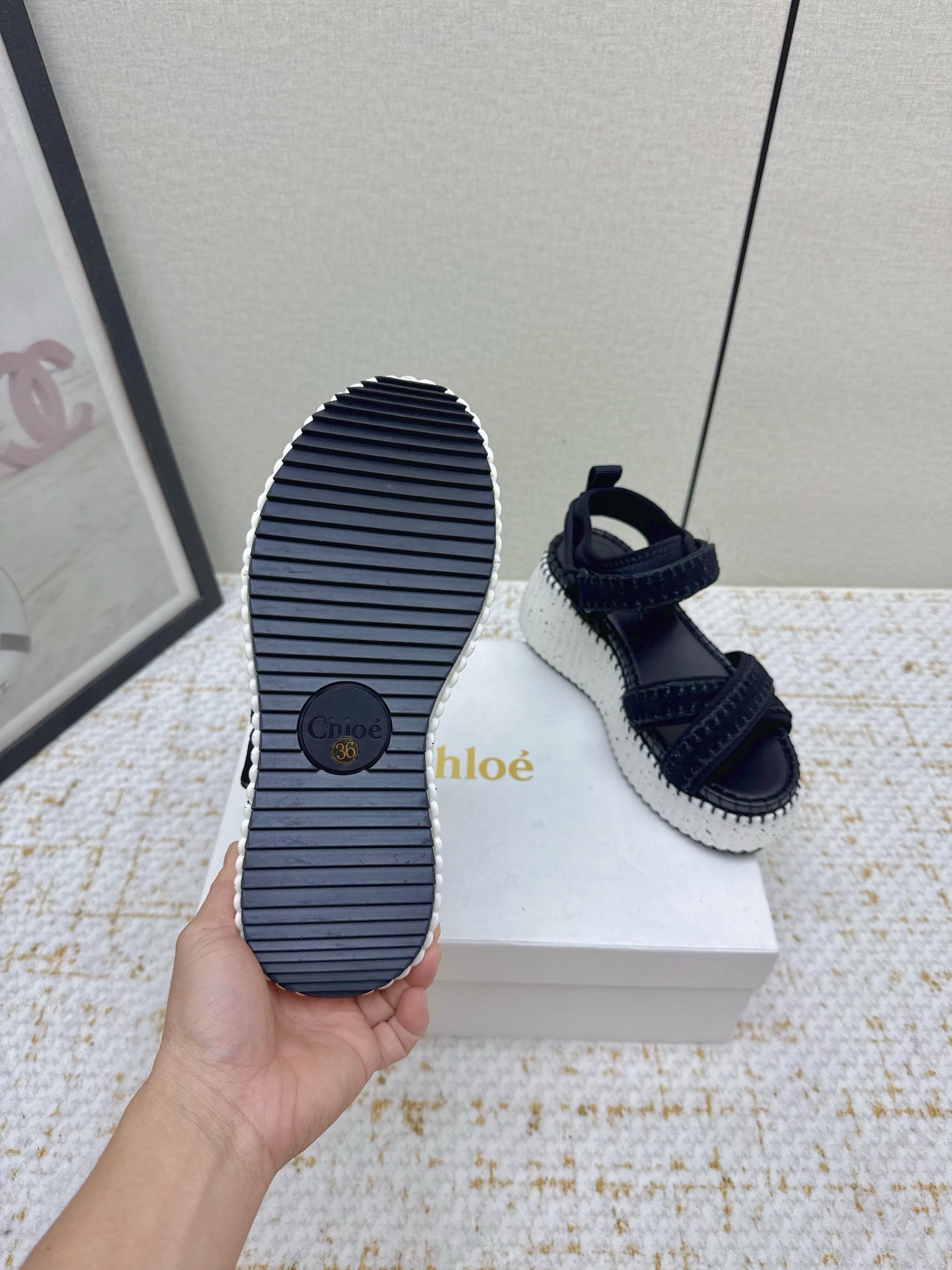 Chol’s 2024s: Stylish High Production Sandals with Cow Velvet and Bubble Vacuum Bottom - 图片 9