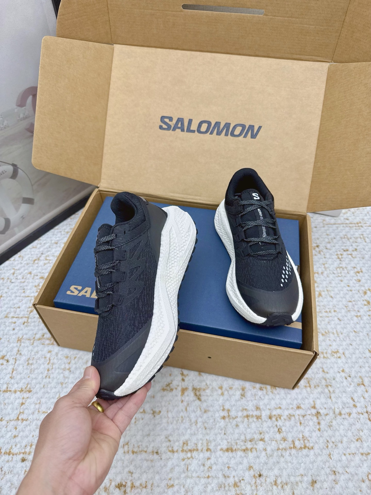 “Salomon 25 Aero Glide 3 GRVL Leisure Sport Shoes with Anti-Fouling Water Protection and Wide Fit” - 图片 4