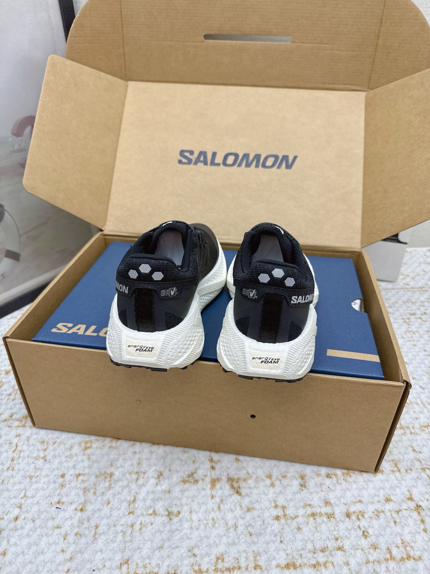 “Salomon 25 Aero Glide 3 GRVL Leisure Sport Shoes with Anti-Fouling Water Protection and Wide Fit” - 图片 8