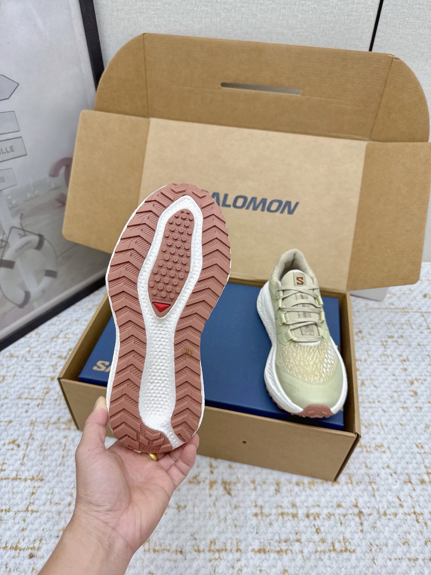 “Salomon AERO GLIDE 3 GRVL Leisure Sport Shoes: Features, Design, and Comfort | Size #35-45” - 图片 6