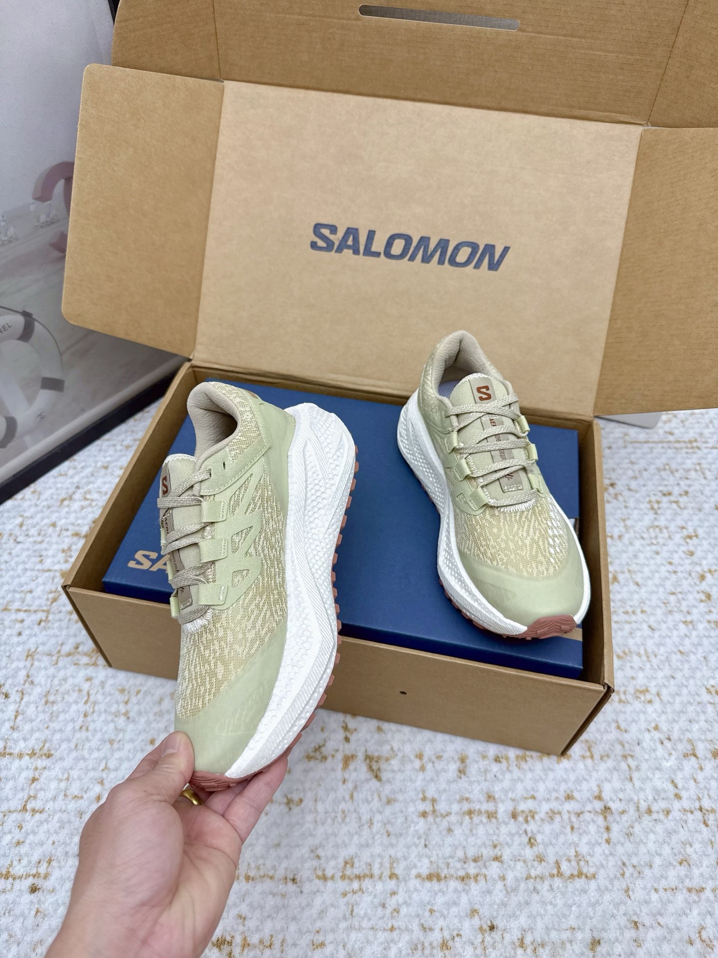 “Salomon AERO GLIDE 3 GRVL Leisure Sport Shoes: Features, Design, and Comfort | Size #35-45” - 图片 4