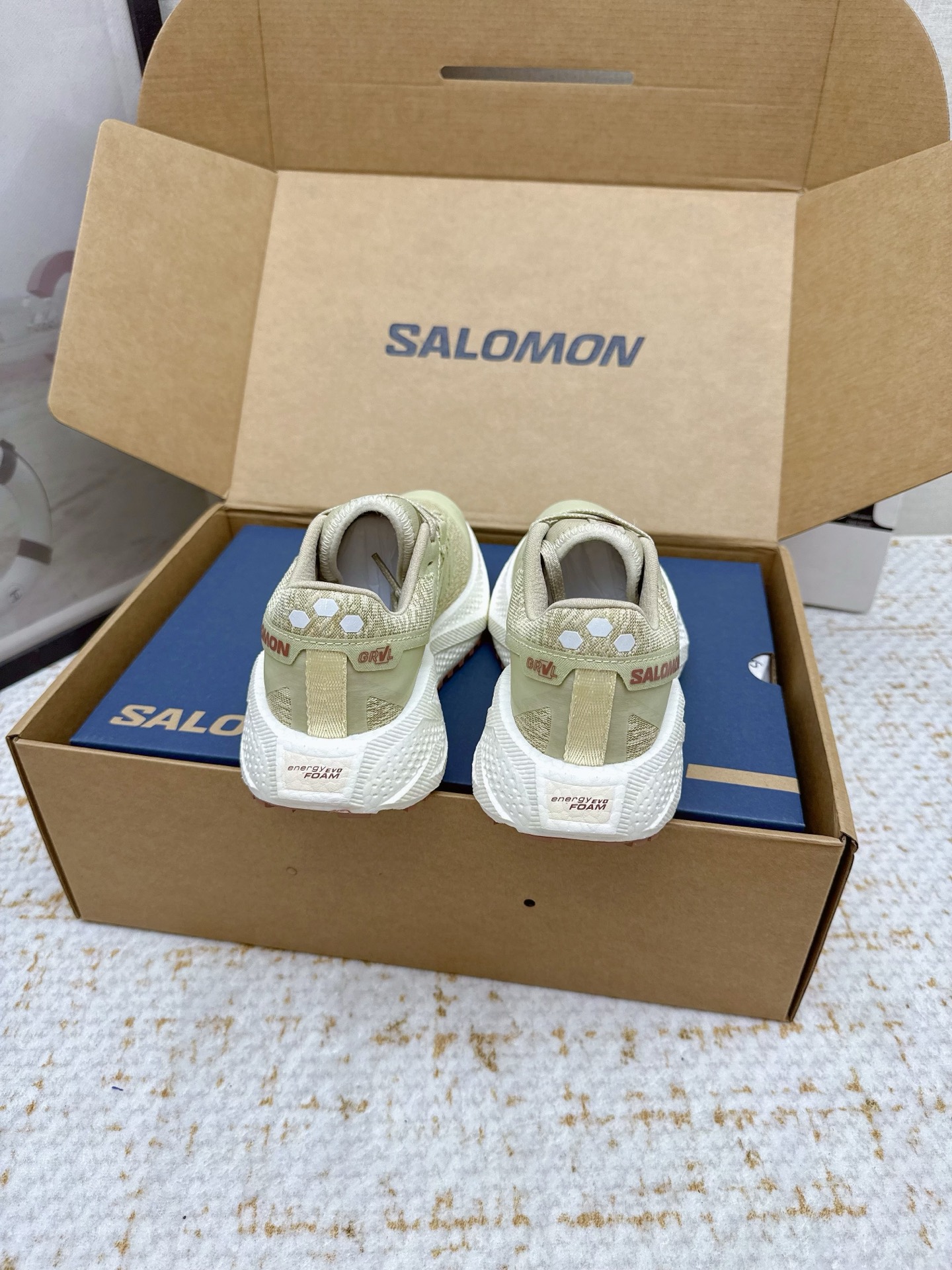 “Salomon AERO GLIDE 3 GRVL Leisure Sport Shoes: Features, Design, and Comfort | Size #35-45” - 图片 8