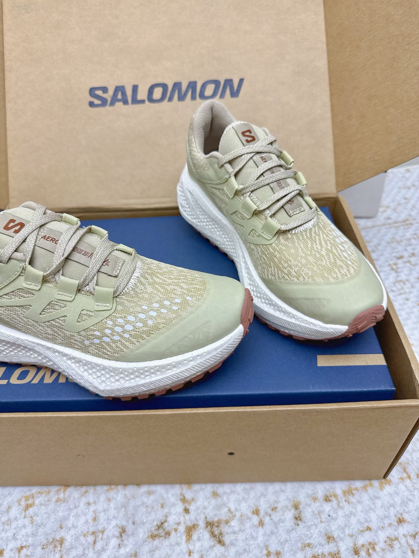 “Salomon AERO GLIDE 3 GRVL Leisure Sport Shoes: Features, Design, and Comfort | Size #35-45” - 图片 9