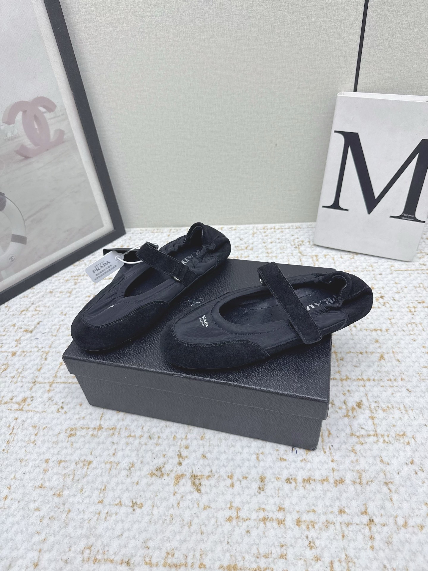 “Prada P’s 25sssfw Mary Jane’s Recreational Shoes: High-Level Comfort and Style in Sheepskin and Velvet” - 图片 3