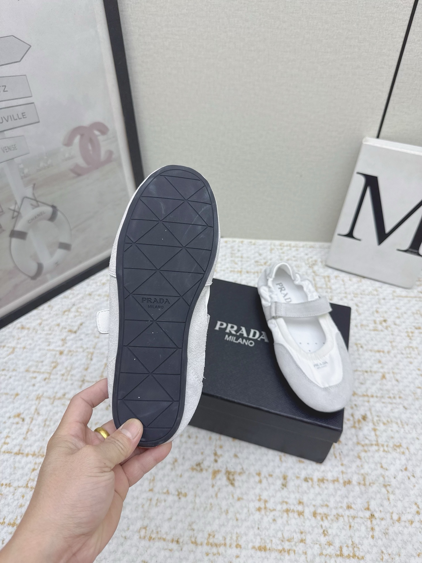 “Prada Prada P’s 25sssfw Recreational Shoes: High-Level Comfort with Cloud-Stepping Gel and Sheepskin” - 图片 6