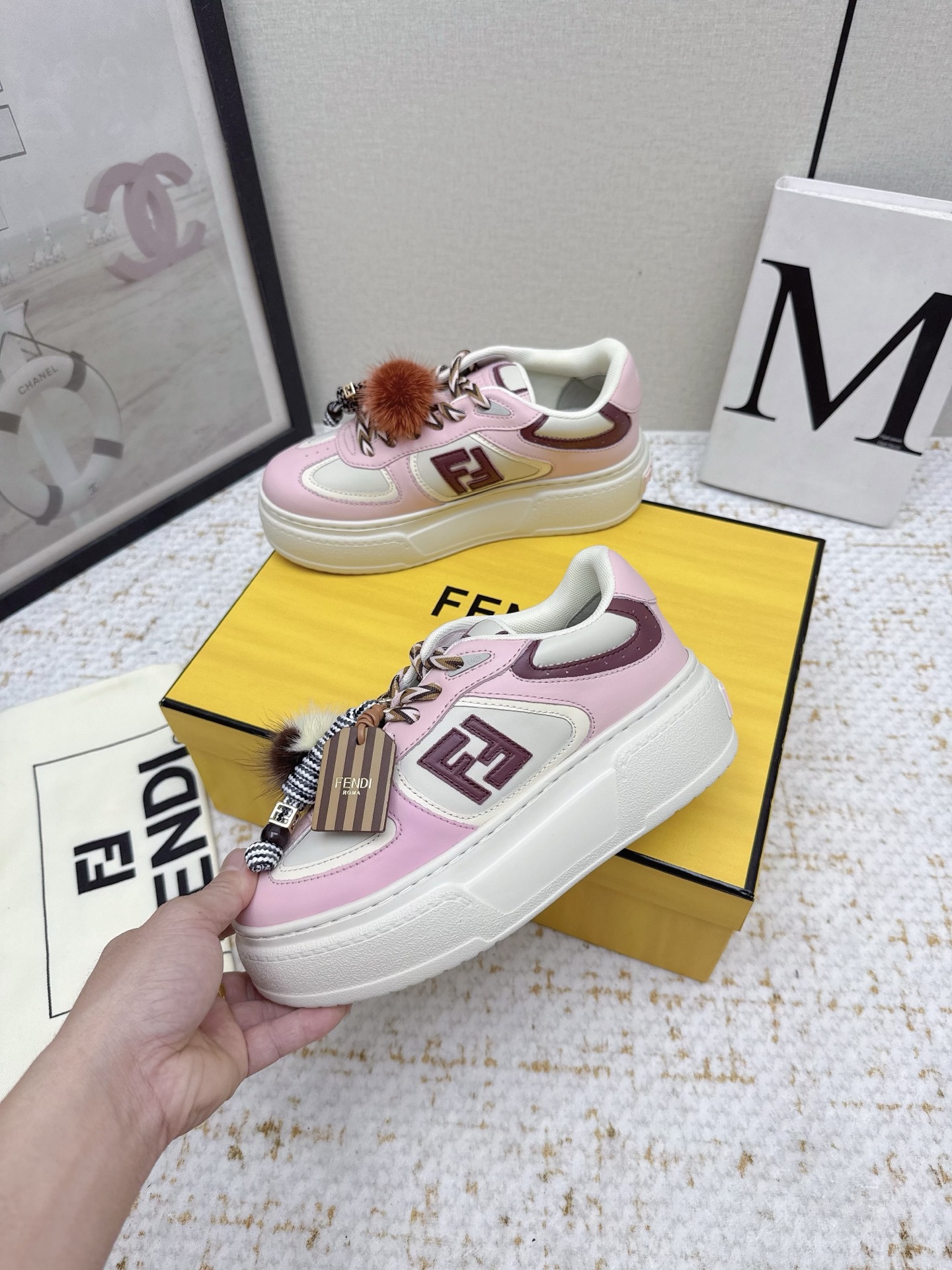 FENDI Match Belt Sneakers: White Leather, FF Details, Rubber Soles – Size 35-40 Women’s Shoes - 图片 5