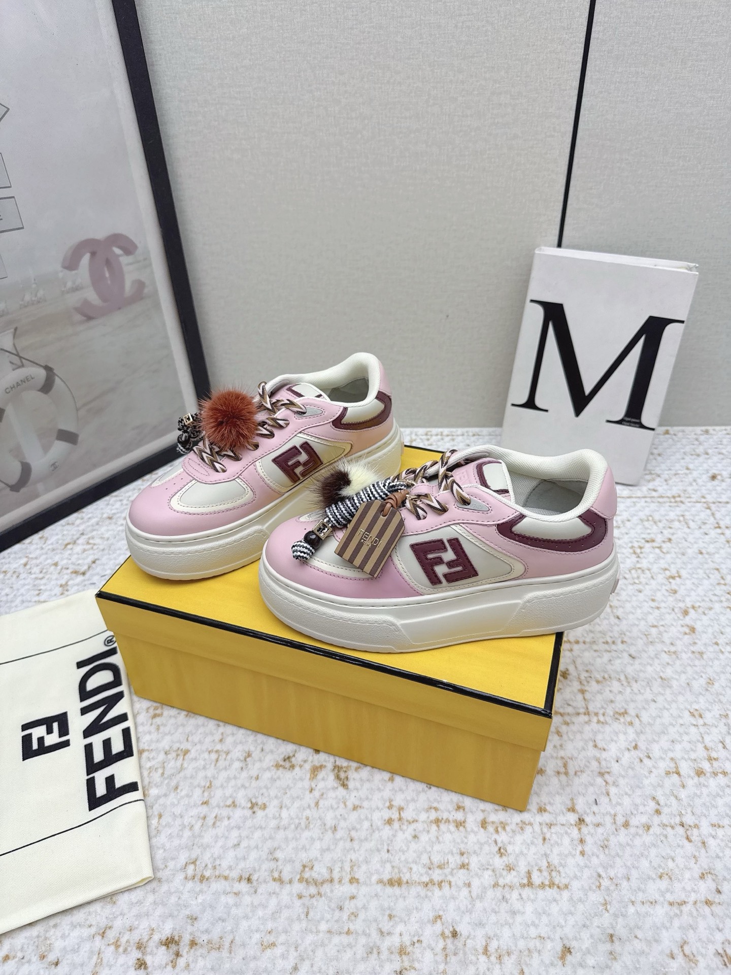 FENDI Match Belt Sneakers: White Leather, FF Details, Rubber Soles – Size 35-40 Women’s Shoes - 图片 3