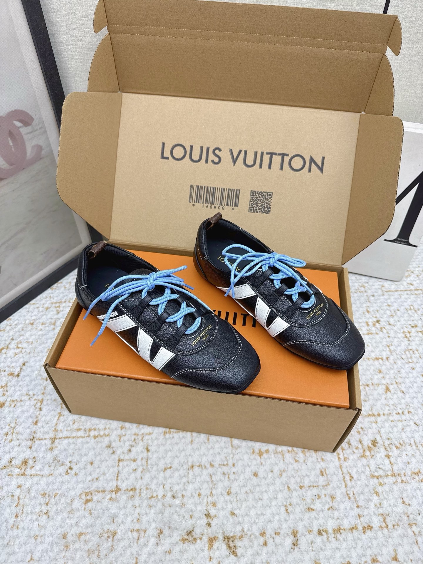 Louis Vuitton Sneakerina - Stijl en Comfort in Één