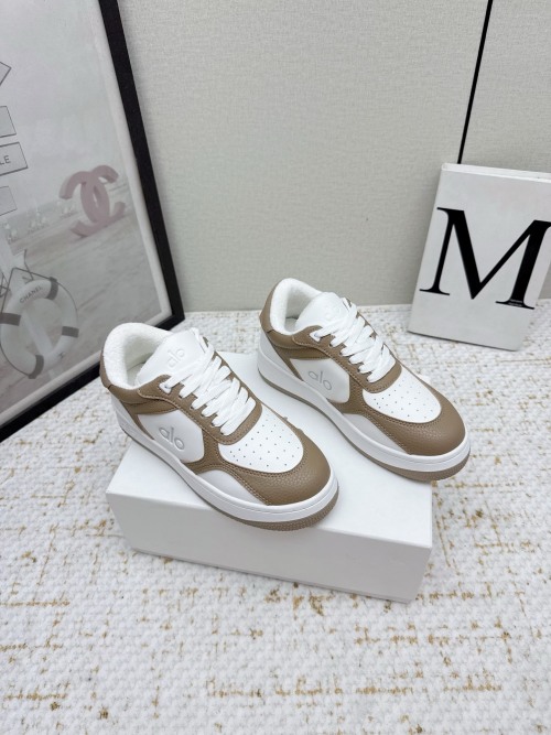 Alo Yoga Women's White & Brown Leather Sneakers Trendy Lace-up Shoes 1 Alo Yoga Women's White & Brown Leather Sneakers Trendy Lace-up Shoes