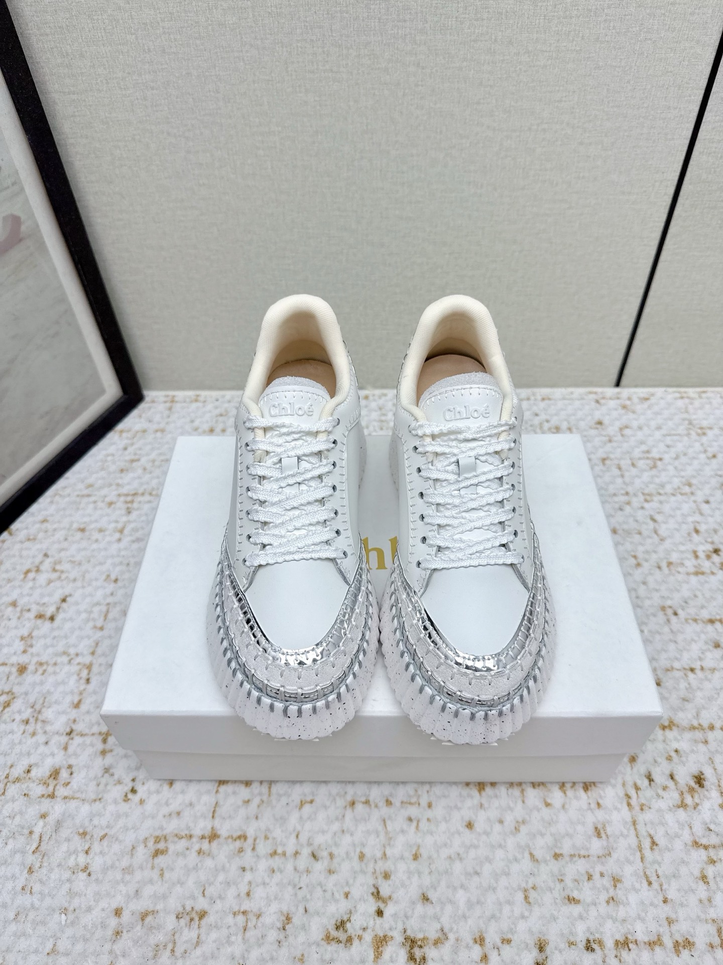 _dlw9s40LiA5NeFep-9K2n4Gni-FUjVY2l6p8zhw