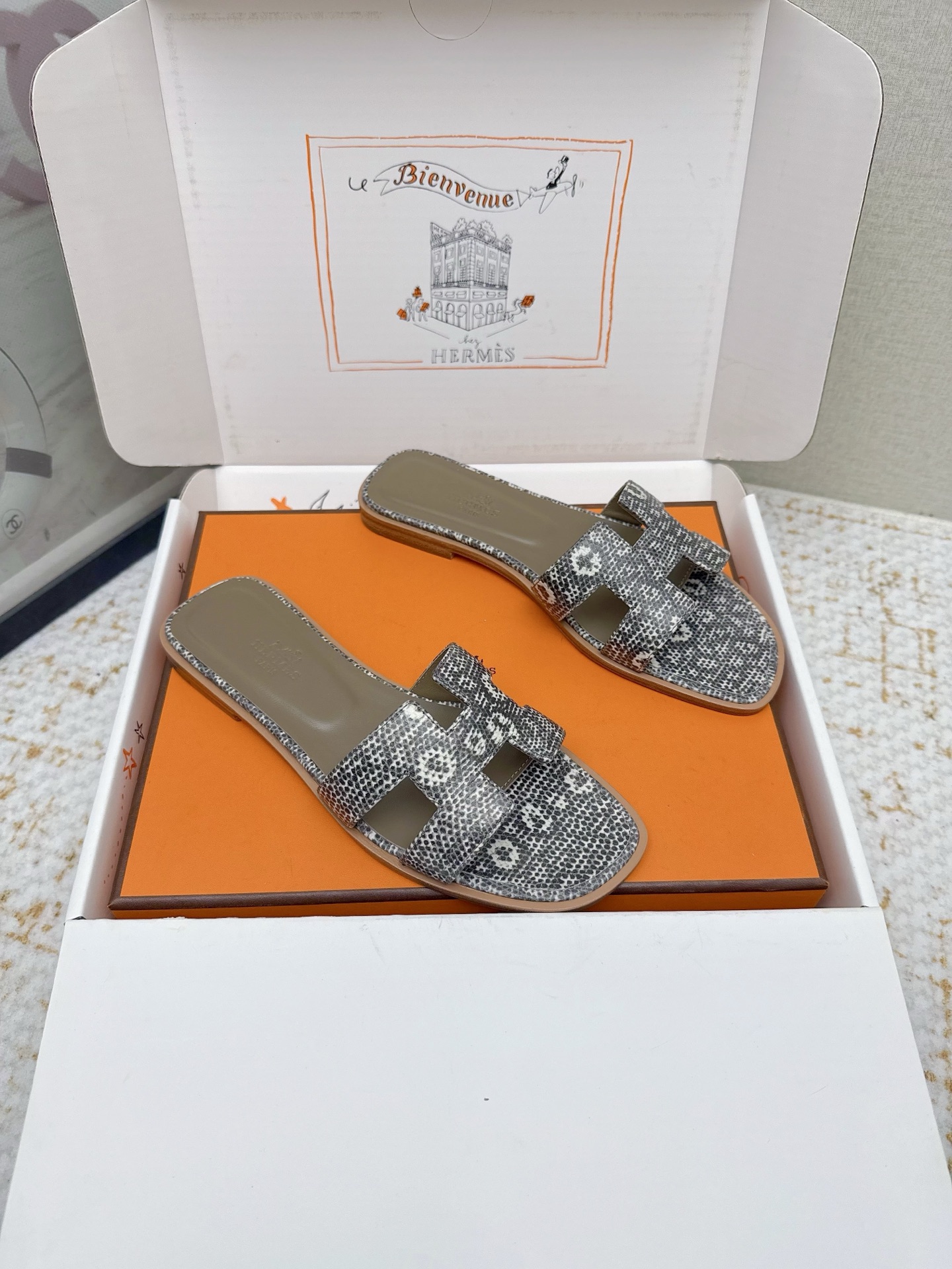 Hermes Style Pink Leather Women's Shoes Lookbook Reference image 2
