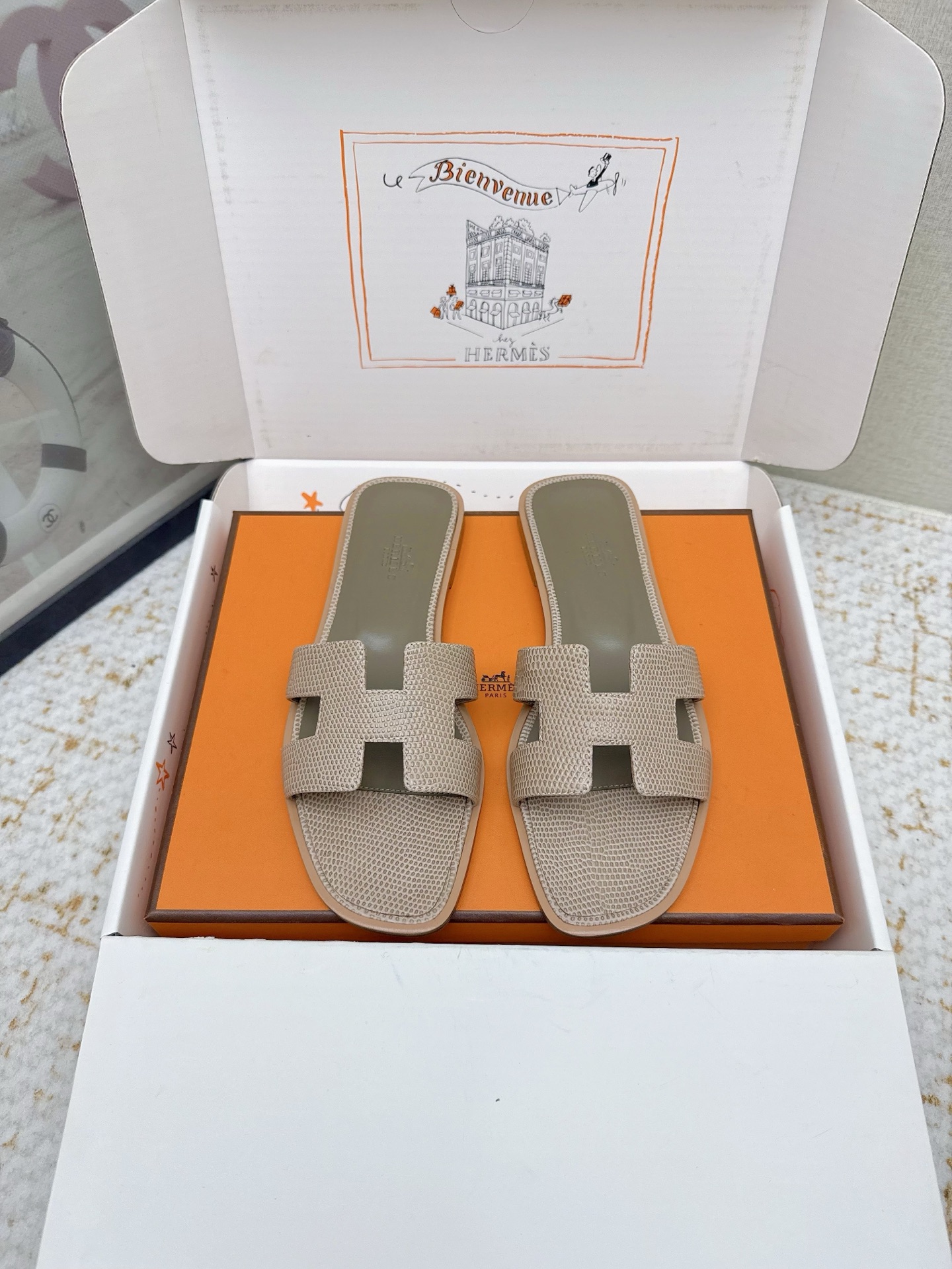 Hermes Style Pink Leather Women's Shoes Lookbook Reference image 1