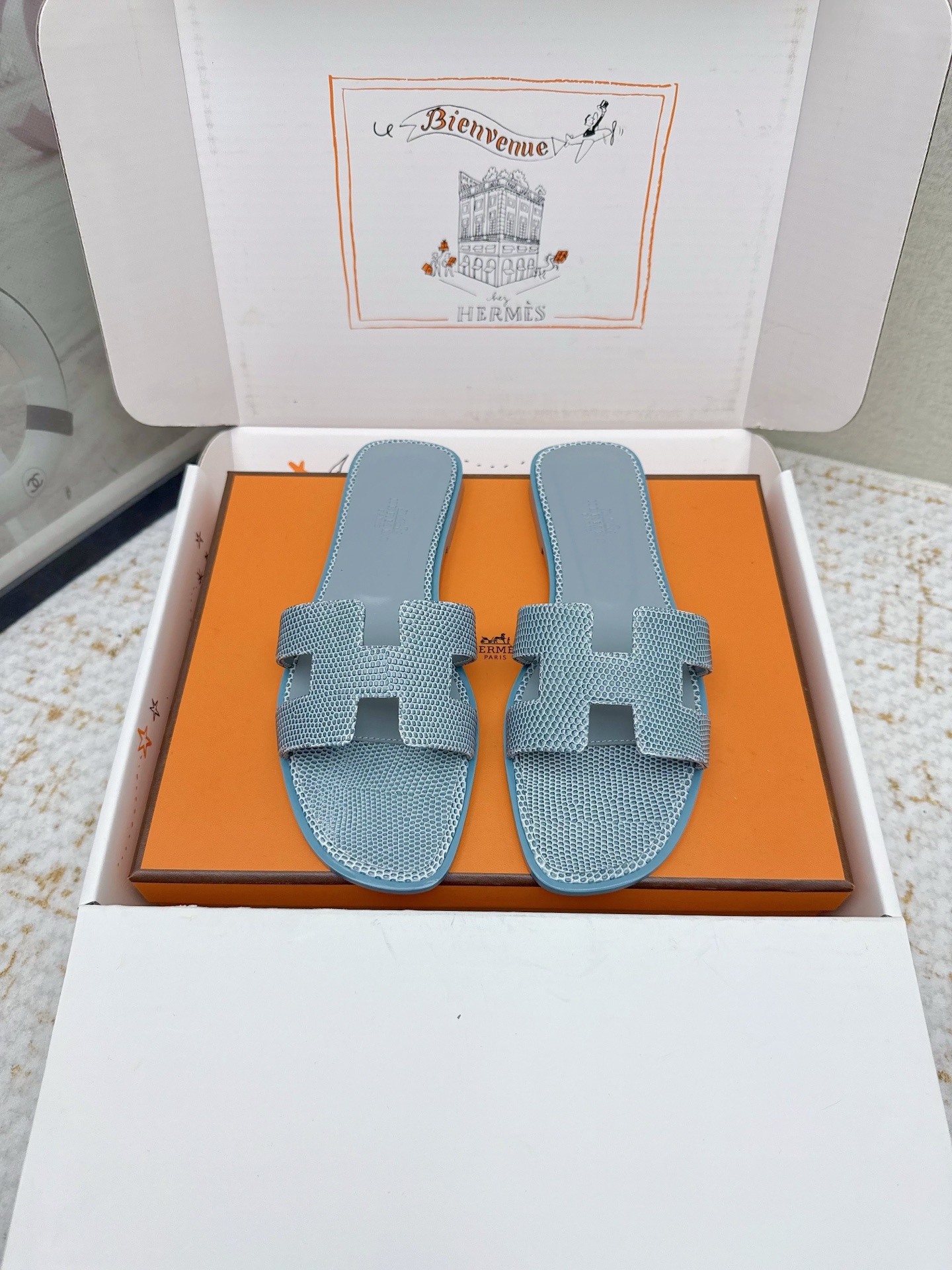 Hermes Style Pink Leather Women's Shoes Lookbook Reference image 1
