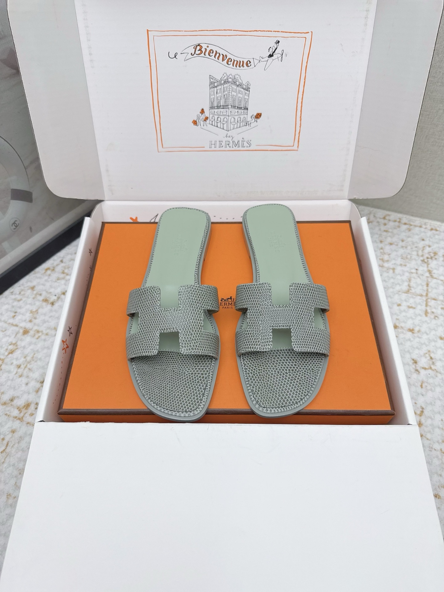 Hermes Style Pink Leather Women's Shoes Lookbook Reference image 1