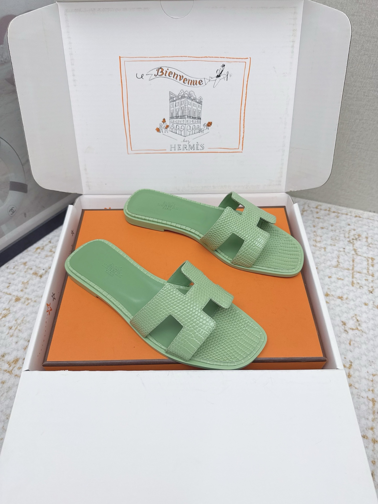 Hermes Style Pink Leather Women's Shoes Lookbook Reference image 2