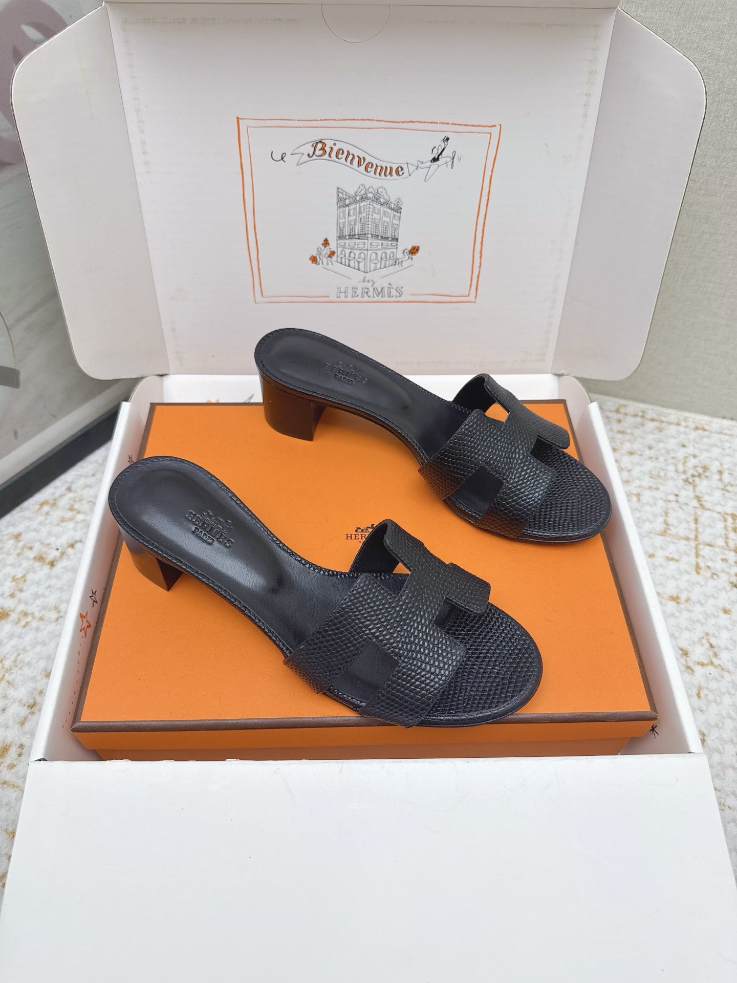 Hermes Style Pink Leather Women's Shoes Lookbook Reference image 2